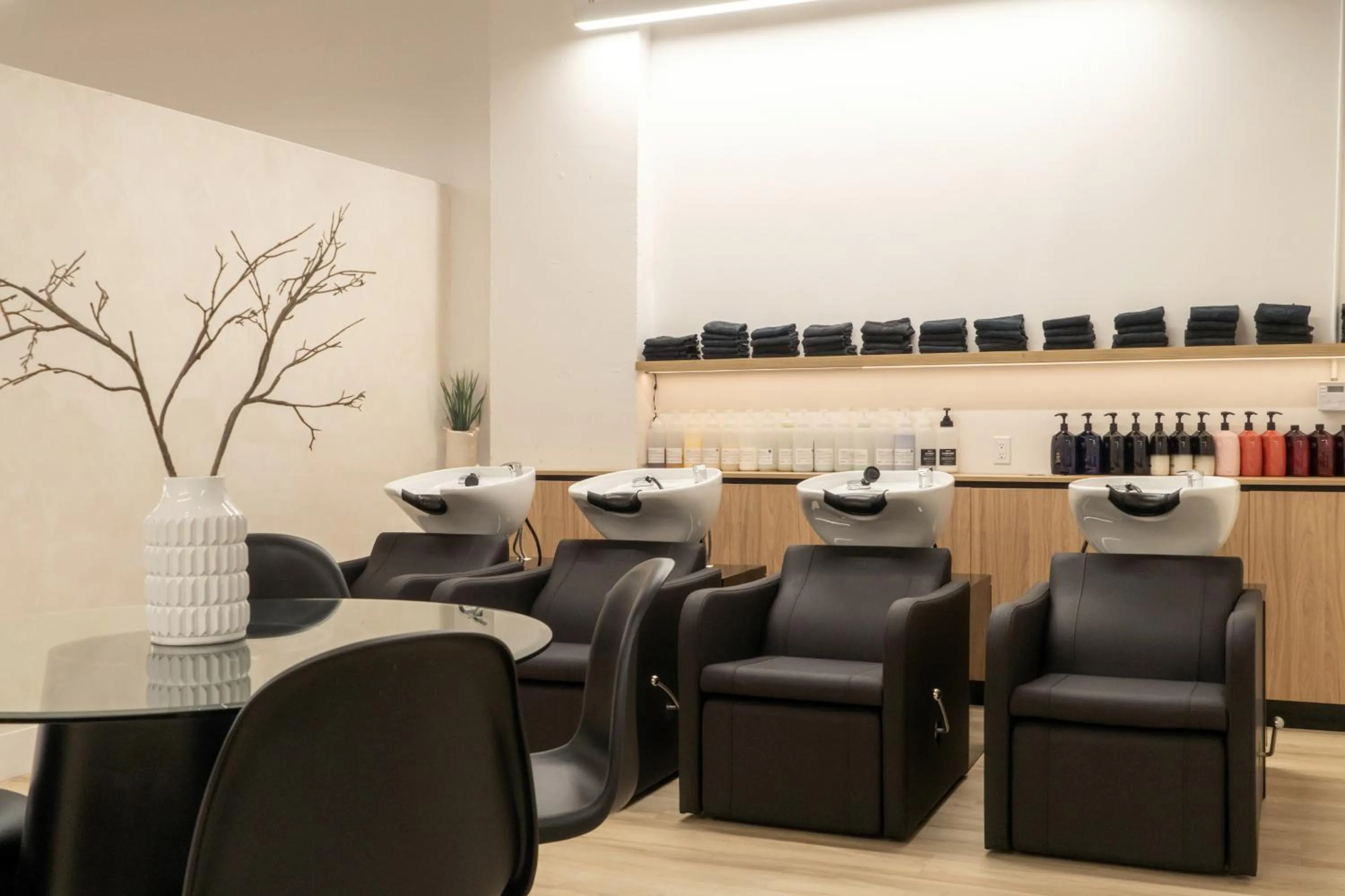 hair dresser in Sentral Wynwood