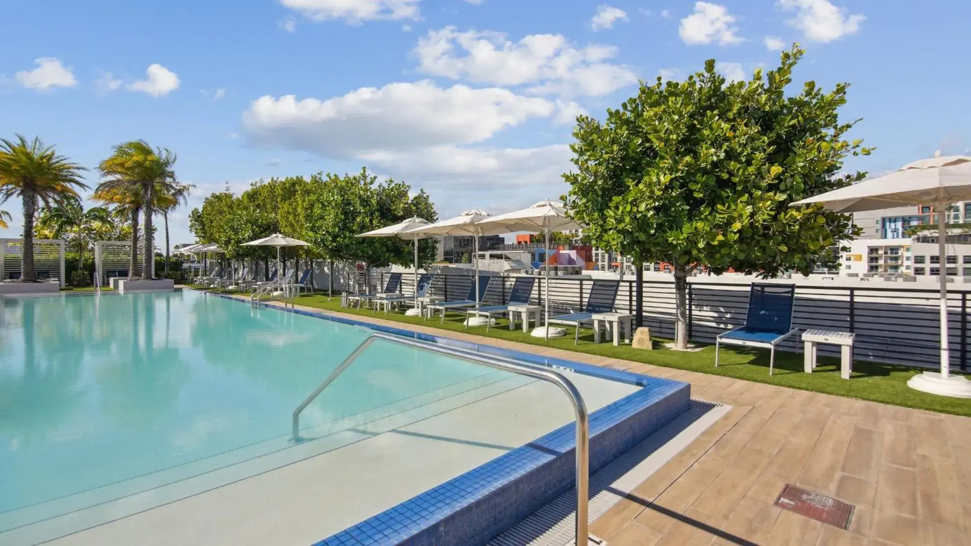 Swimming pool in Sentral Wynwood Swimming pool in Sentral Wynwood