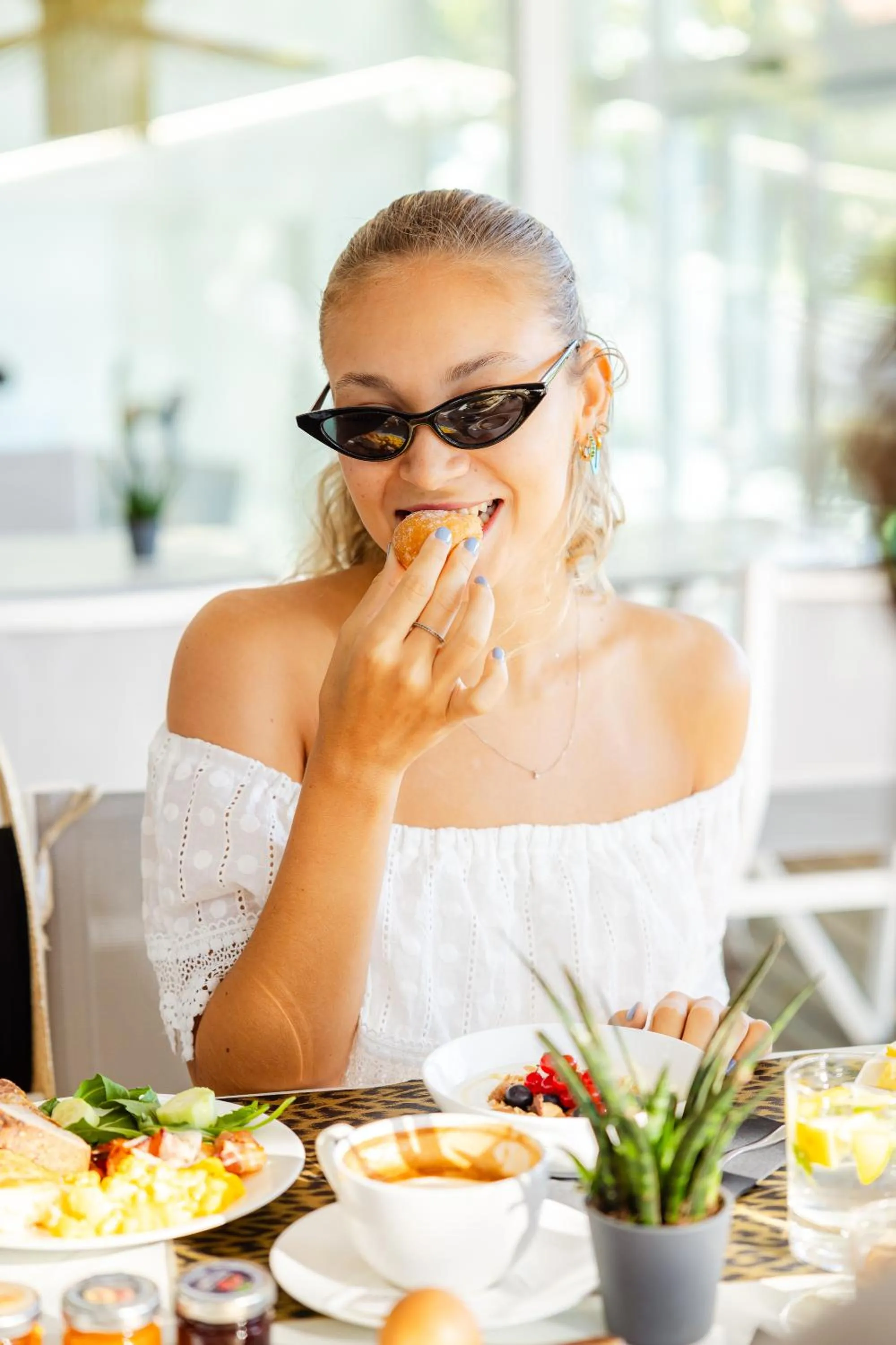 Breakfast in One Design Hotel