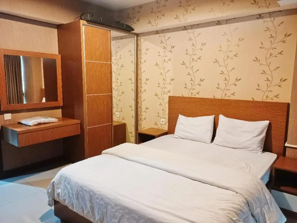 Bed in Cozy The H Residence Cawang by Bonzela Property