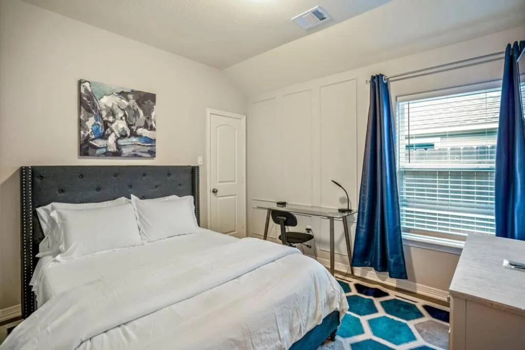 Bedroom, Bed in Reflection House at East River