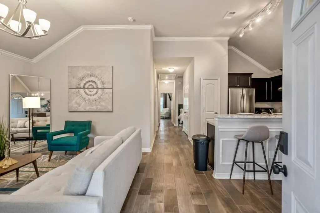 Dining area in Reflection House at East River