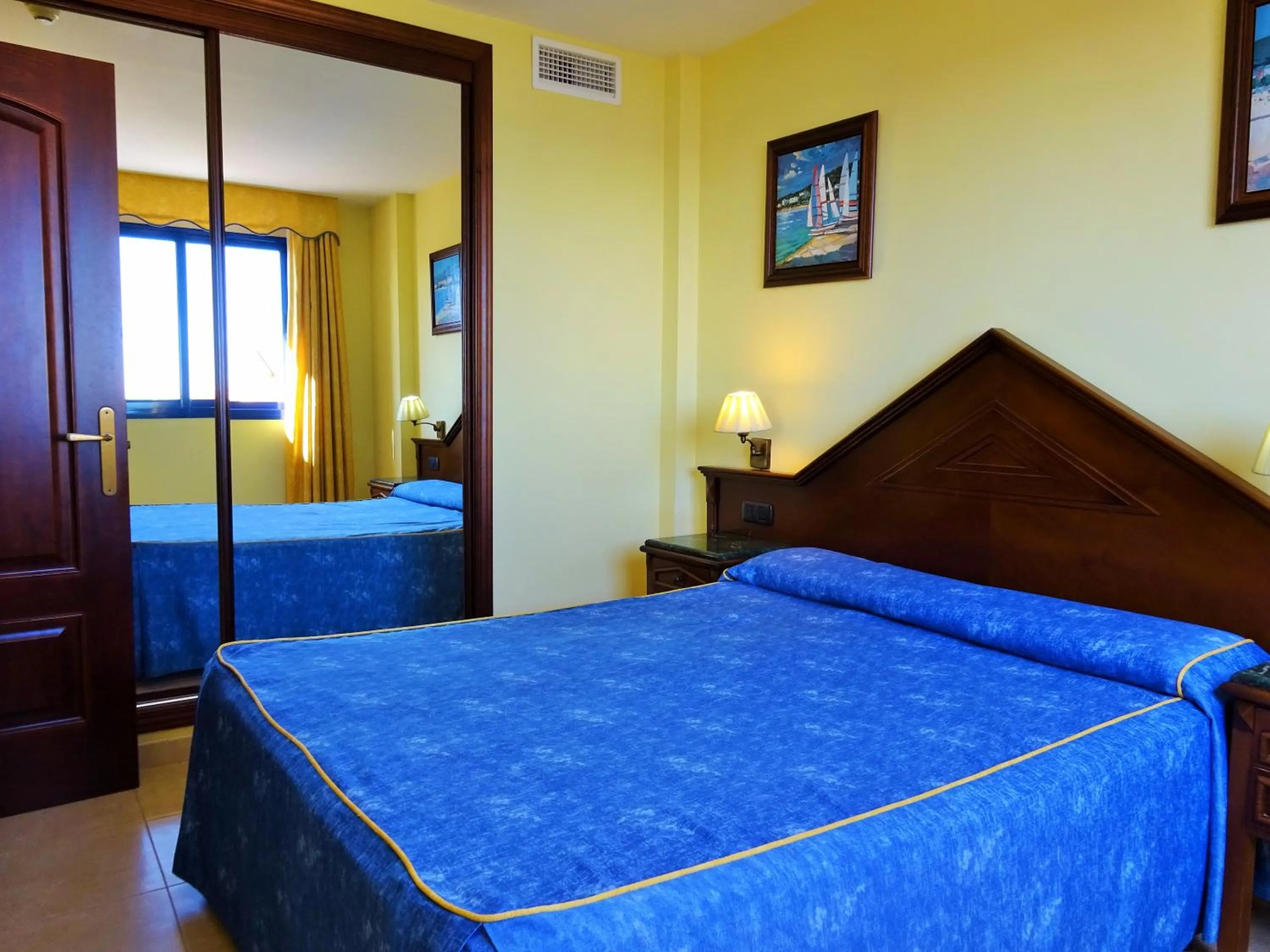 Bedroom in Hotel Vistamar