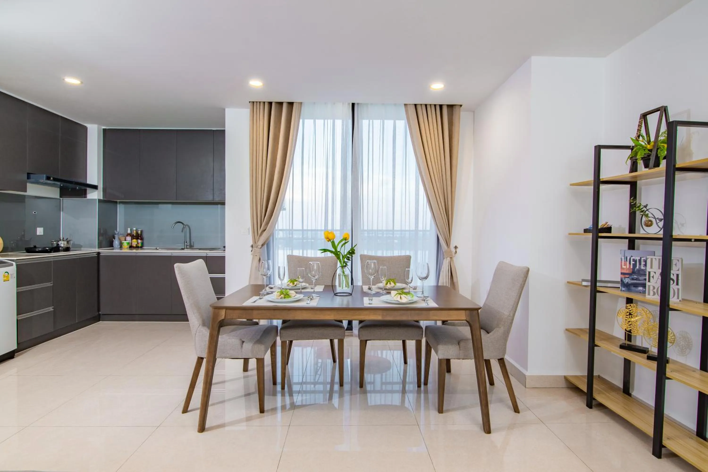 Kitchen or kitchenette in MekongView 6 CondoTel