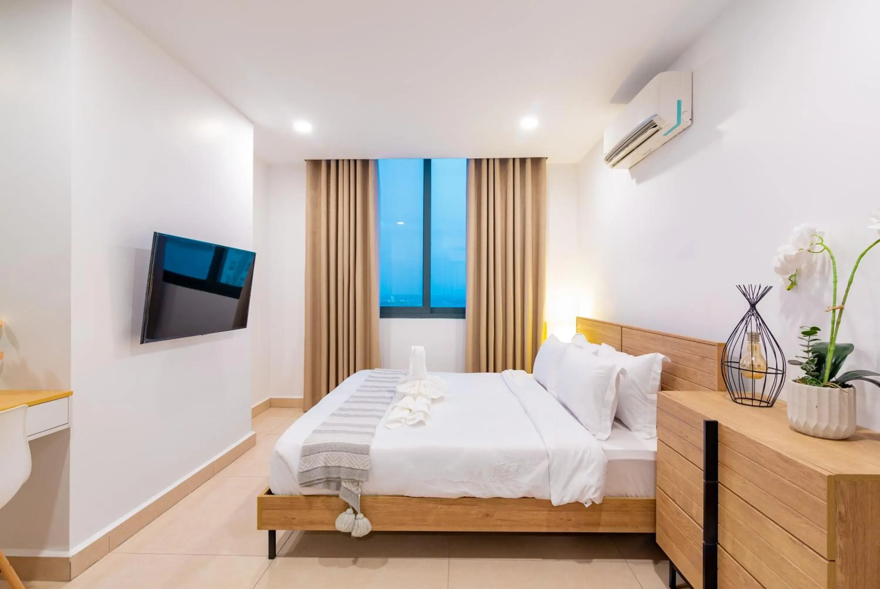 Deluxe Room in MekongView 6 CondoTel Deluxe Room in MekongView 6 CondoTel