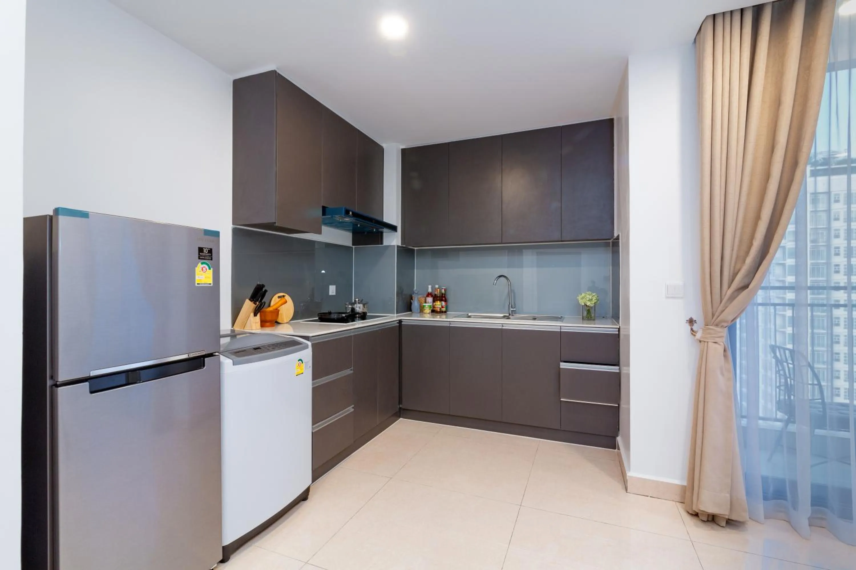 Kitchen or kitchenette in MekongView 6 CondoTel