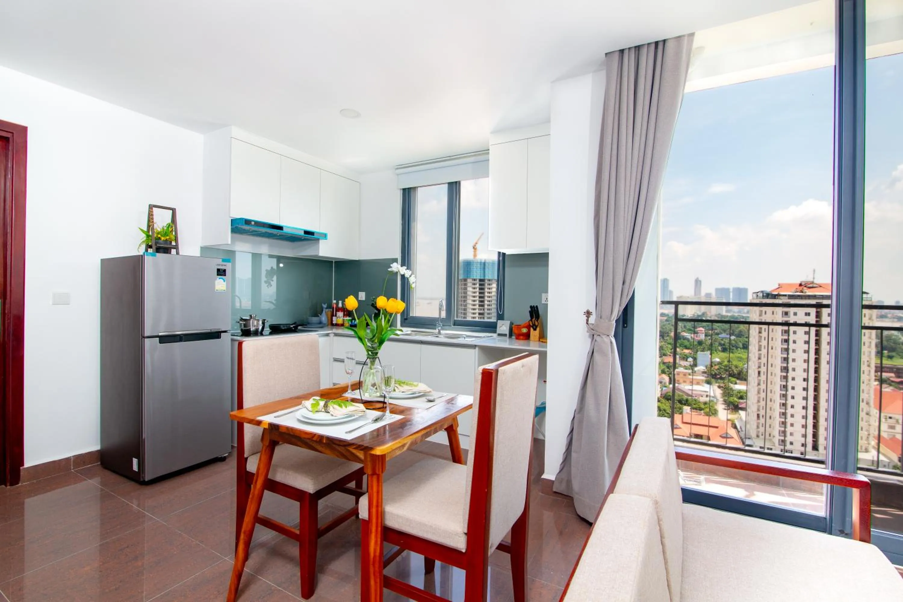 Kitchen or kitchenette in MekongView 6 CondoTel