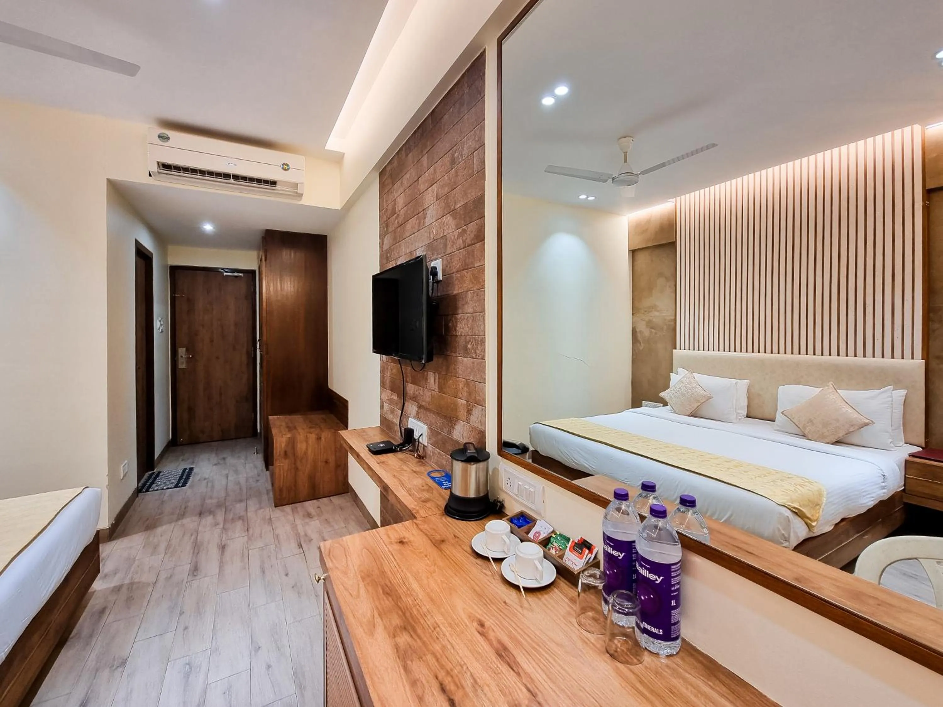 Bed in Zaras Resort Khandala