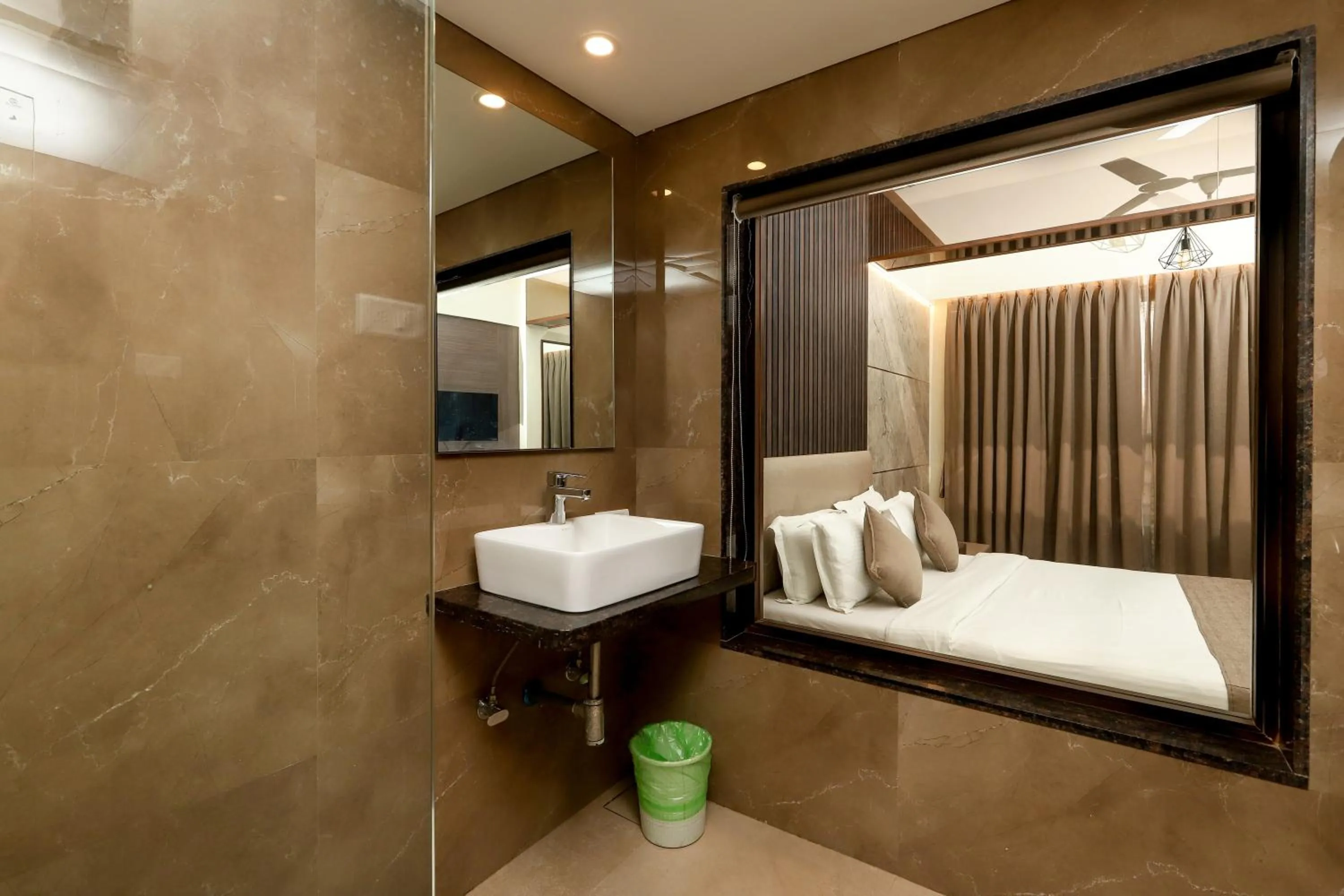 Bathroom, Bed in Zaras Resort Khandala