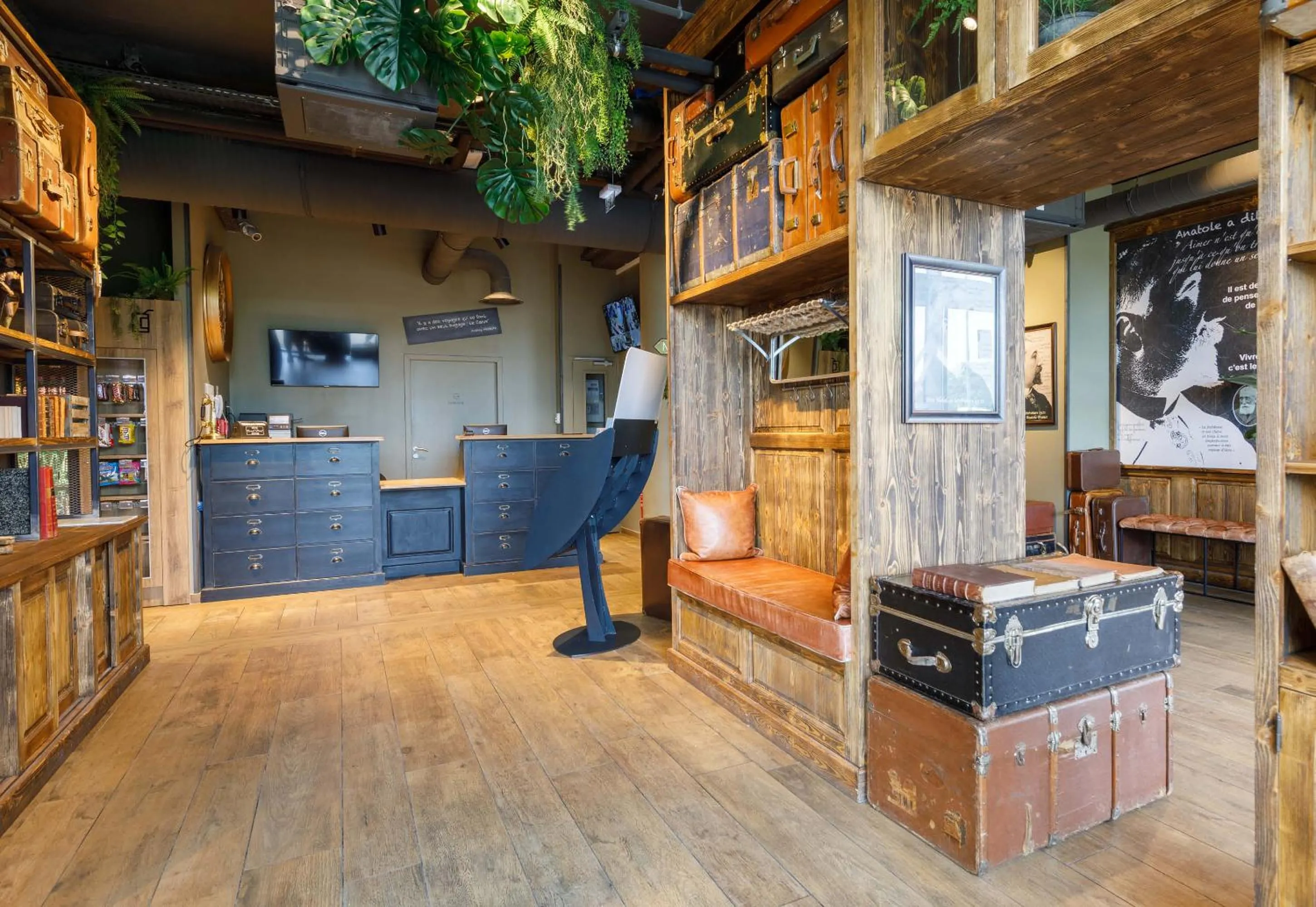 Lobby or reception in B&B HOTEL Clermont-Ferrand A71-A75 La Méridienne