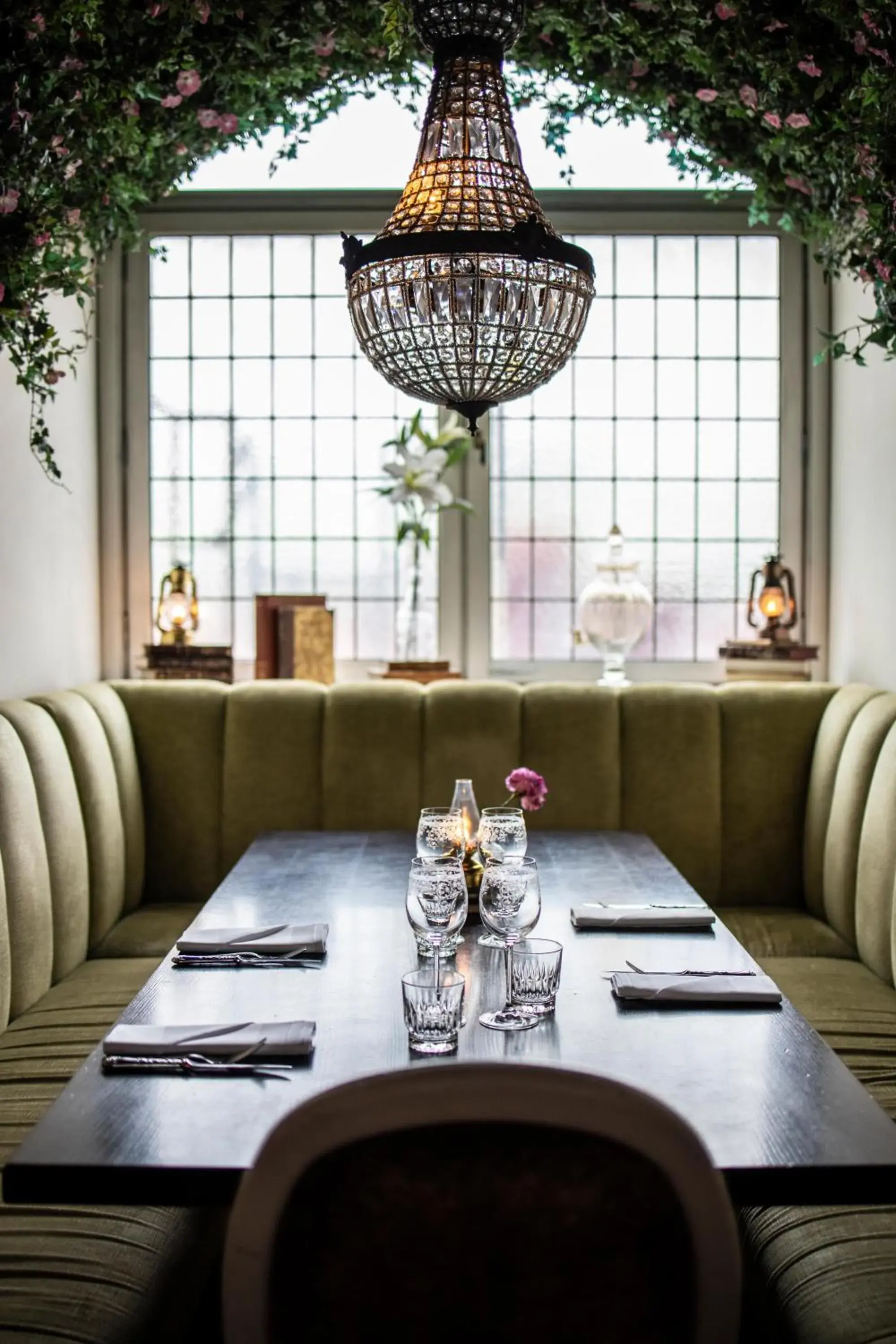 Restaurant/places to eat in Hotel Pigalle Restaurant/places to eat in Hotel Pigalle