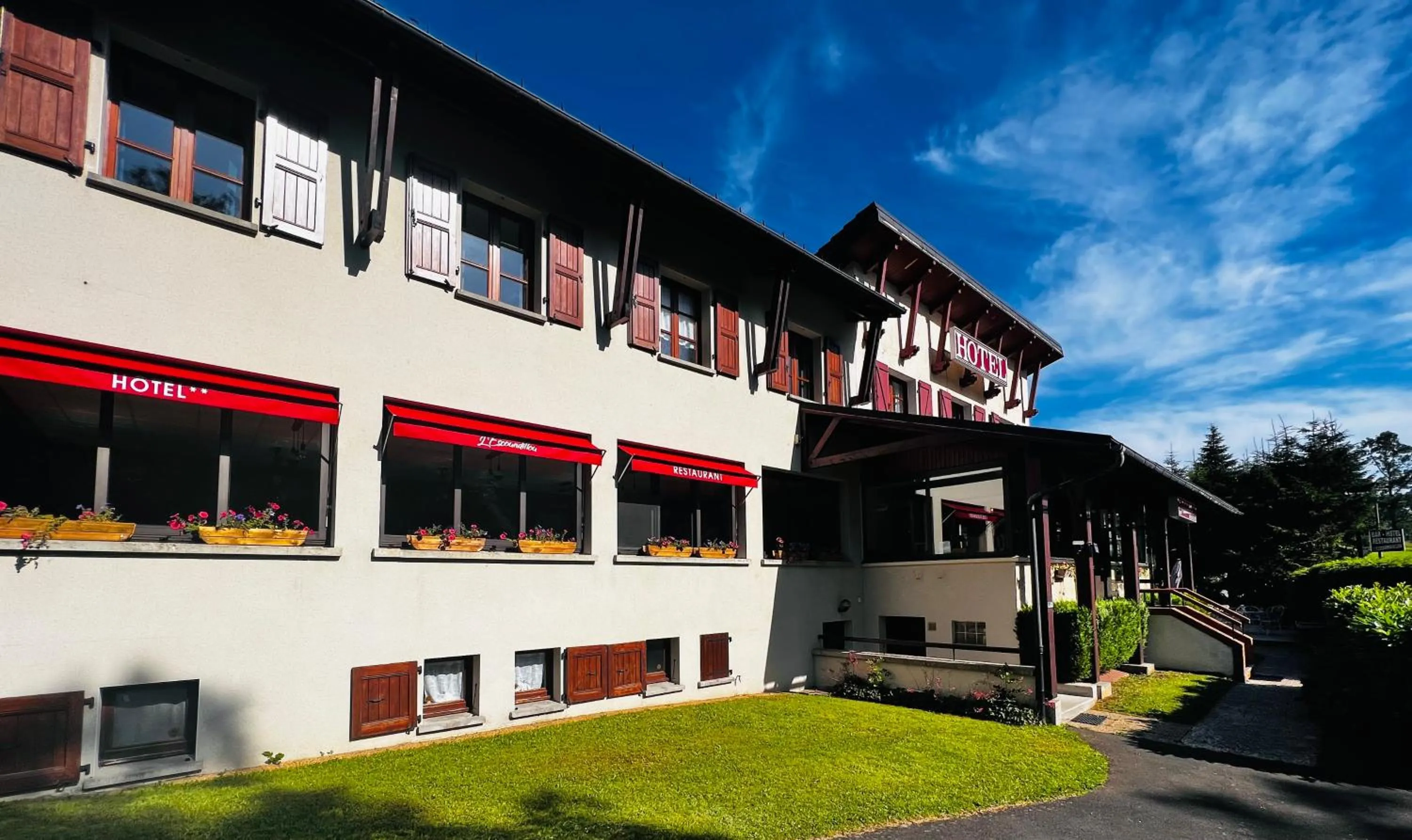 Property building in L'Escoundillou