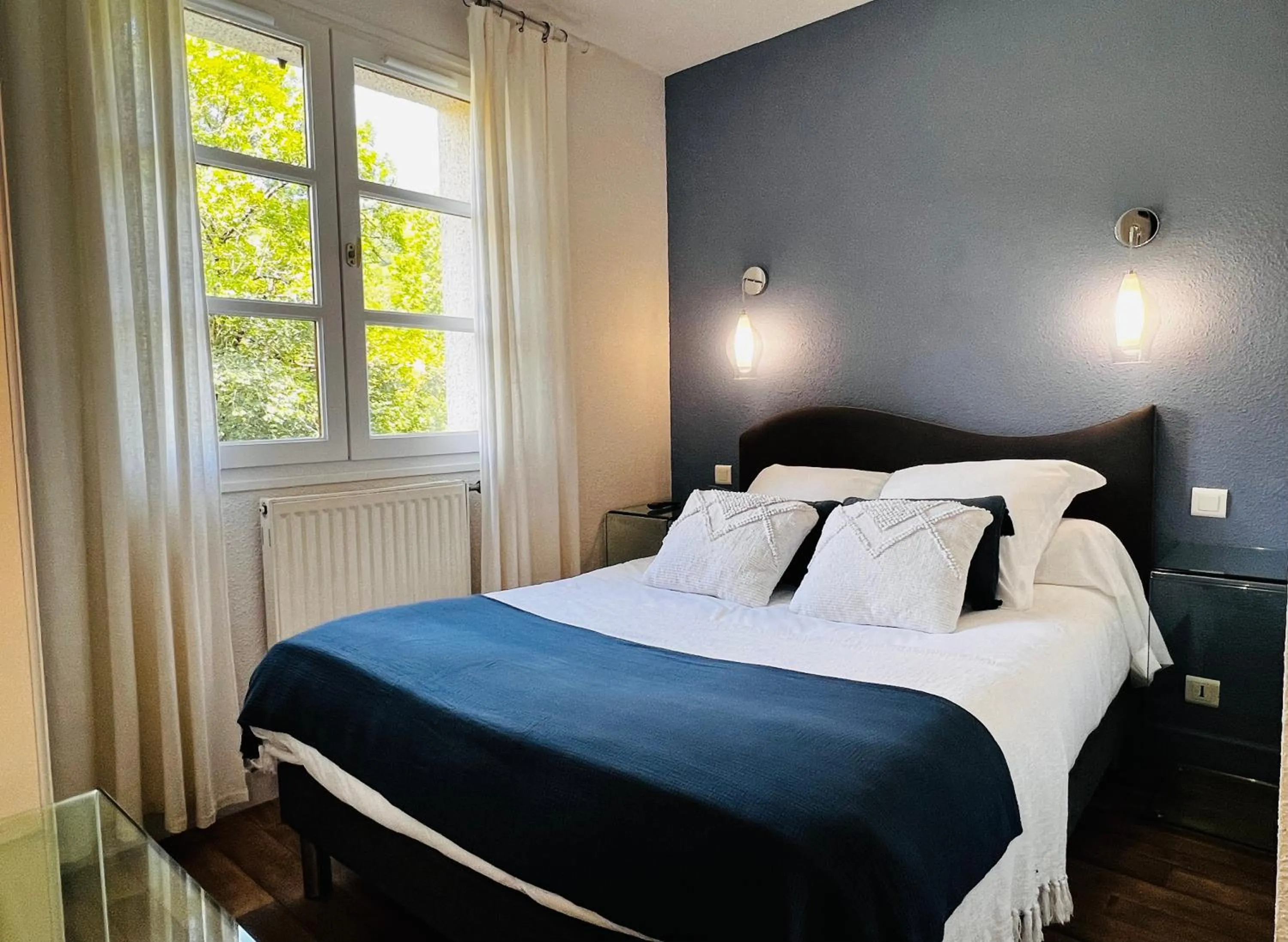 Bedroom, Bed in L'Escoundillou