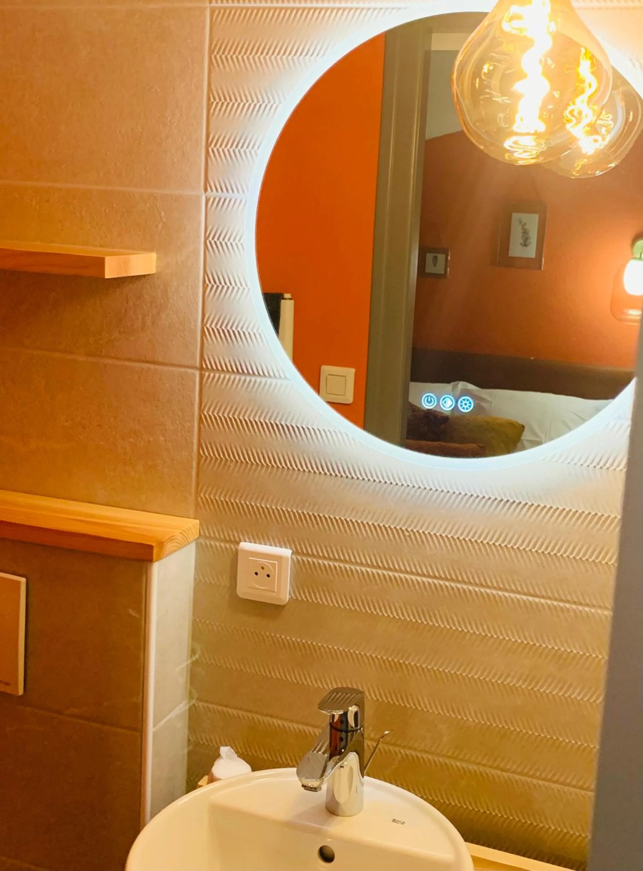 Bathroom in L'Escoundillou