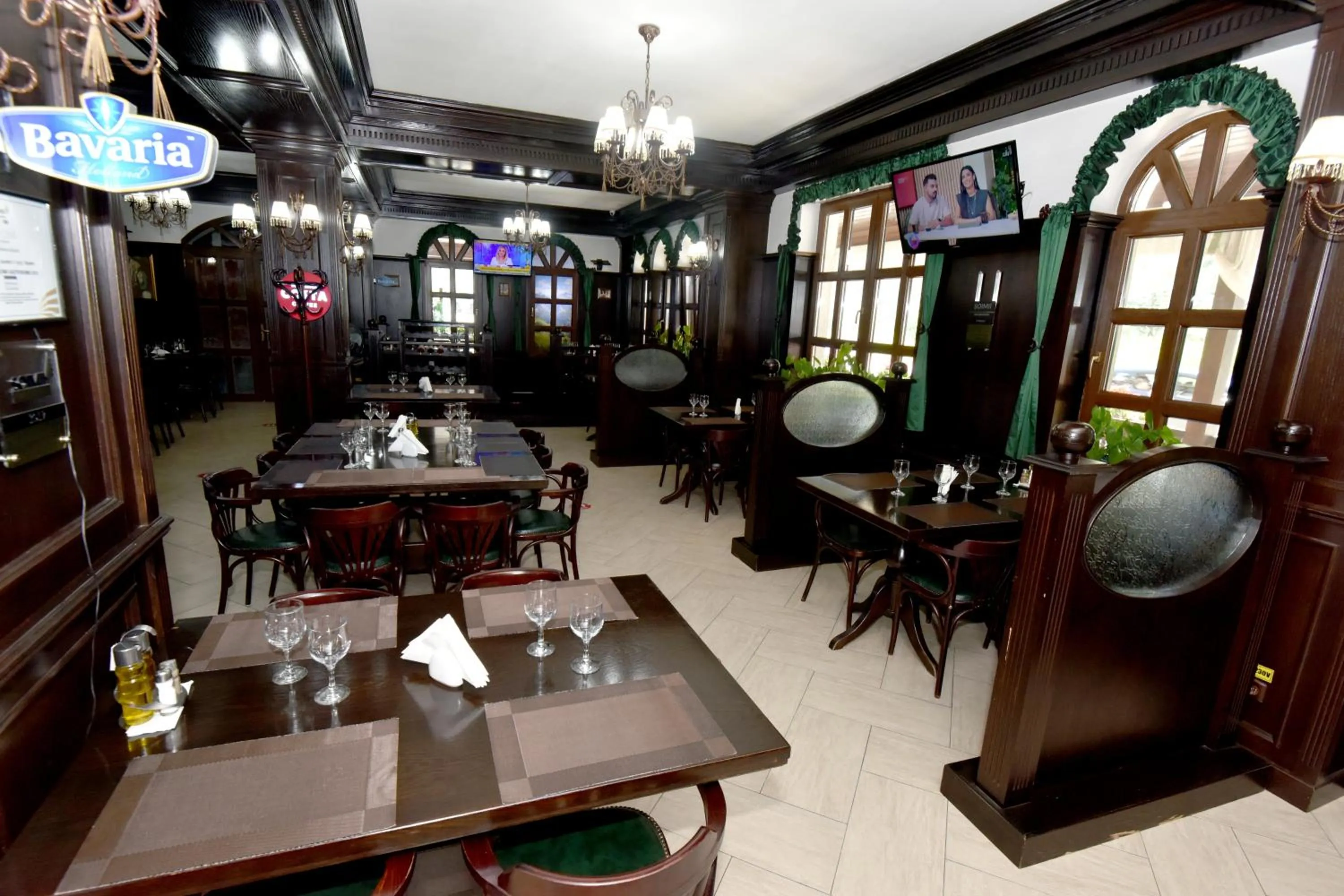 Restaurant/places to eat in Conac Bavaria