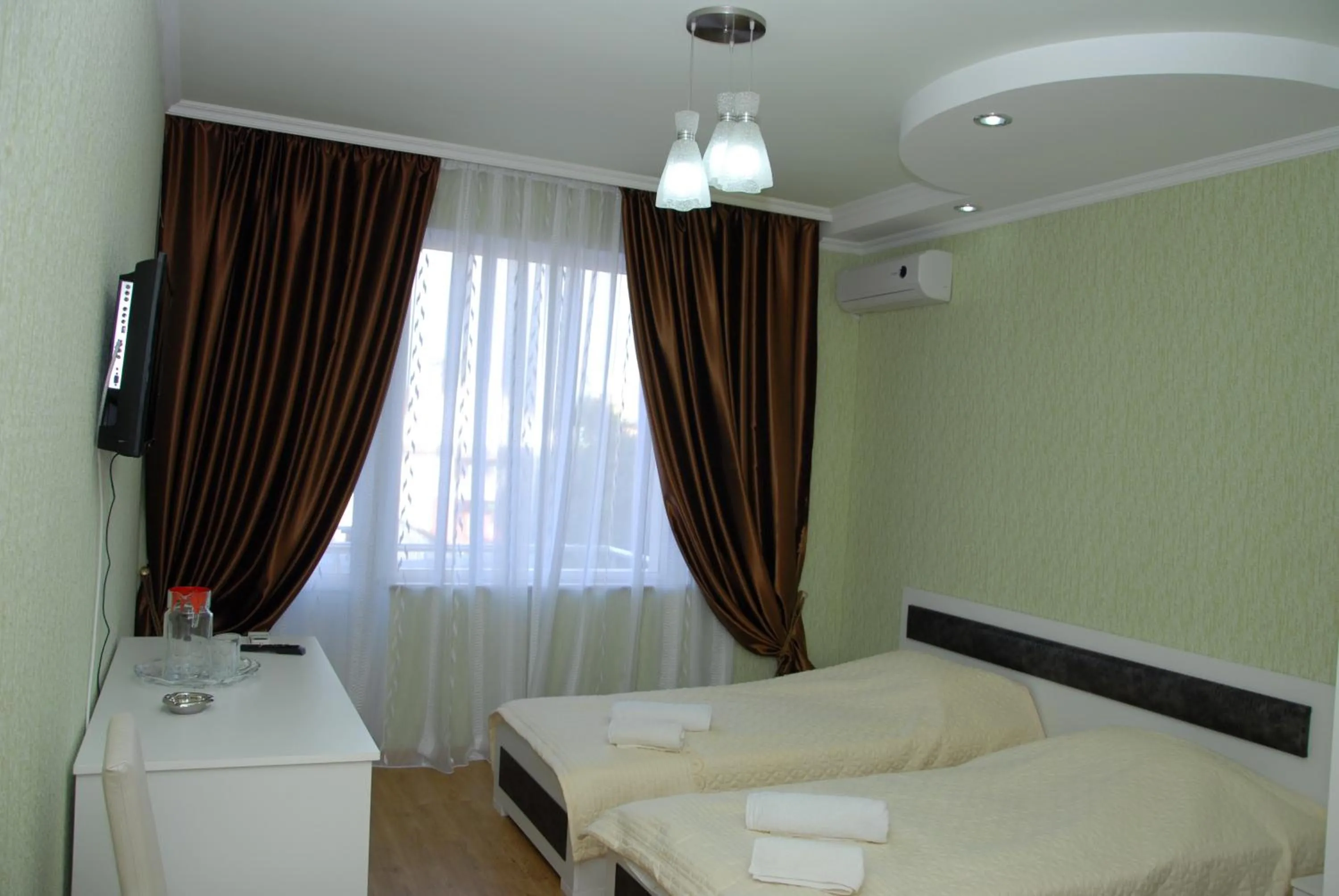 Bedroom, Bed in Hotel Exotica