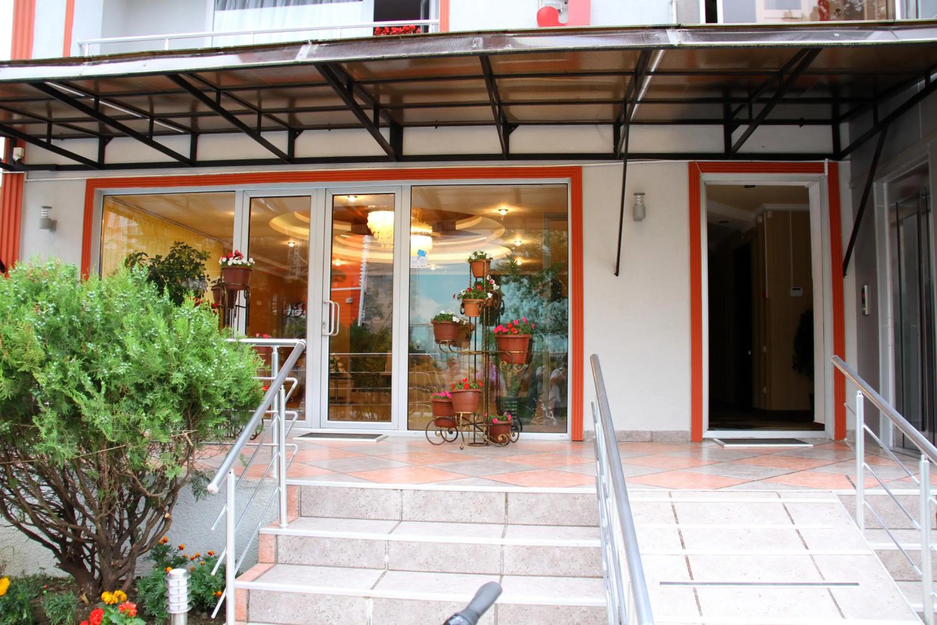 Facade/entrance in Hotel Exotica