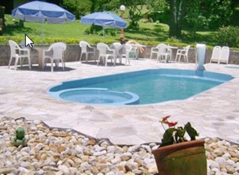 Swimming pool in Pousada Lua e Sol
