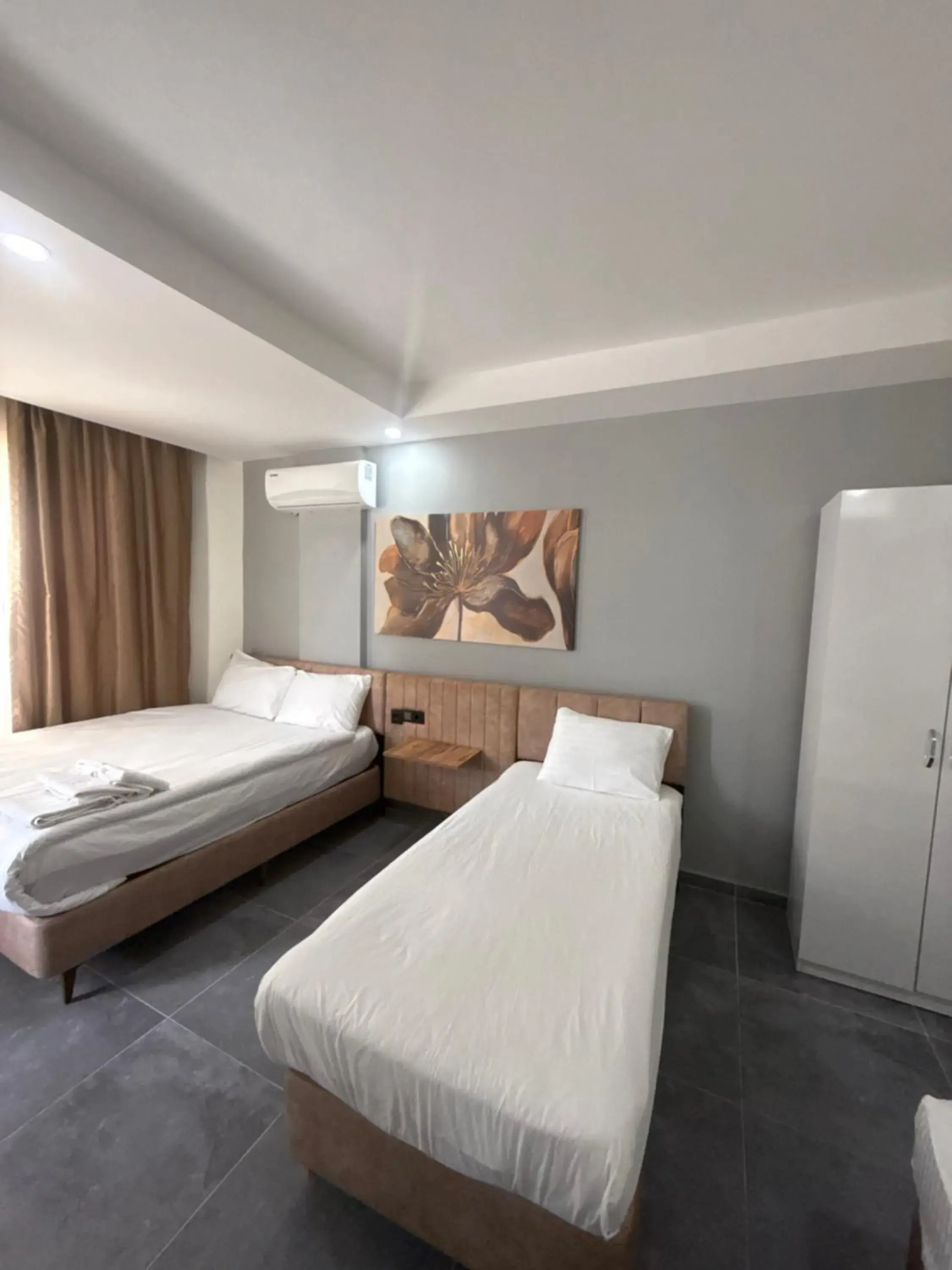 Family Room with Balcony in Babil Hotel Family Room with Balcony in Babil Hotel