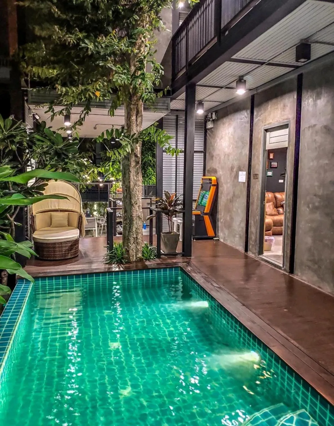 Exclusive access to the whole garden.