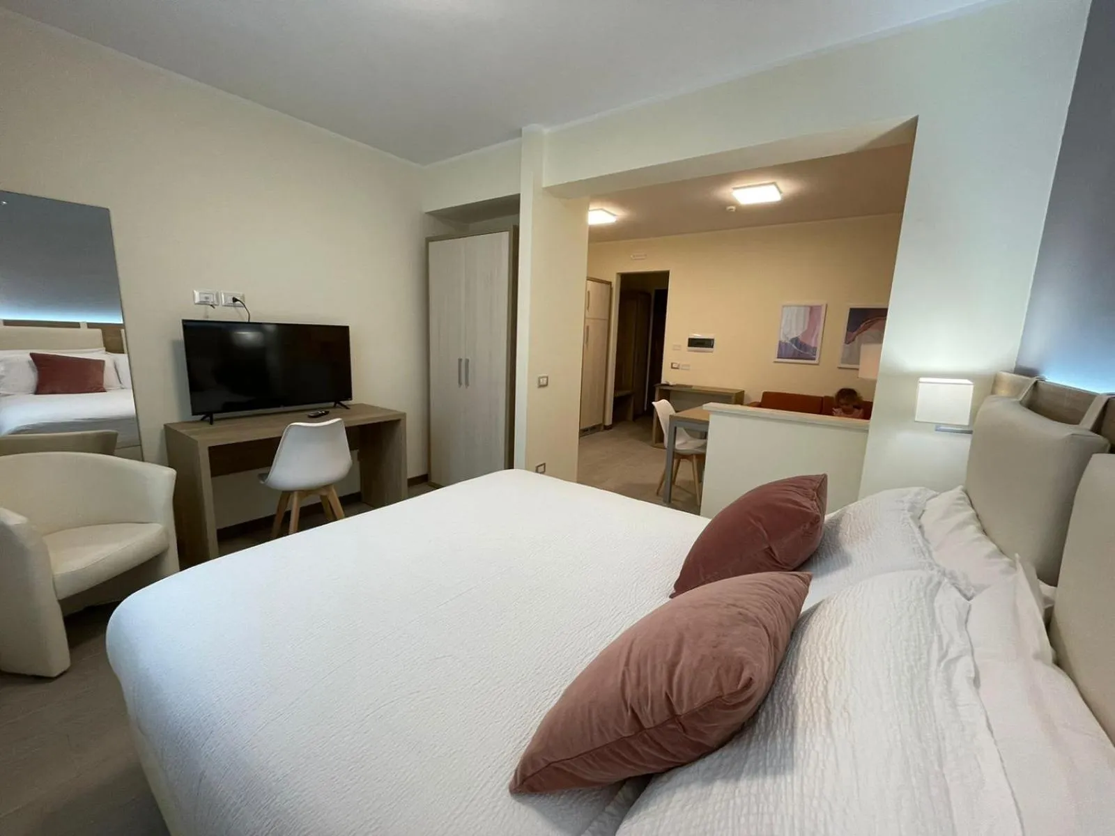 Photo of the whole room, Bed in Arvo Residence Sila Lorica