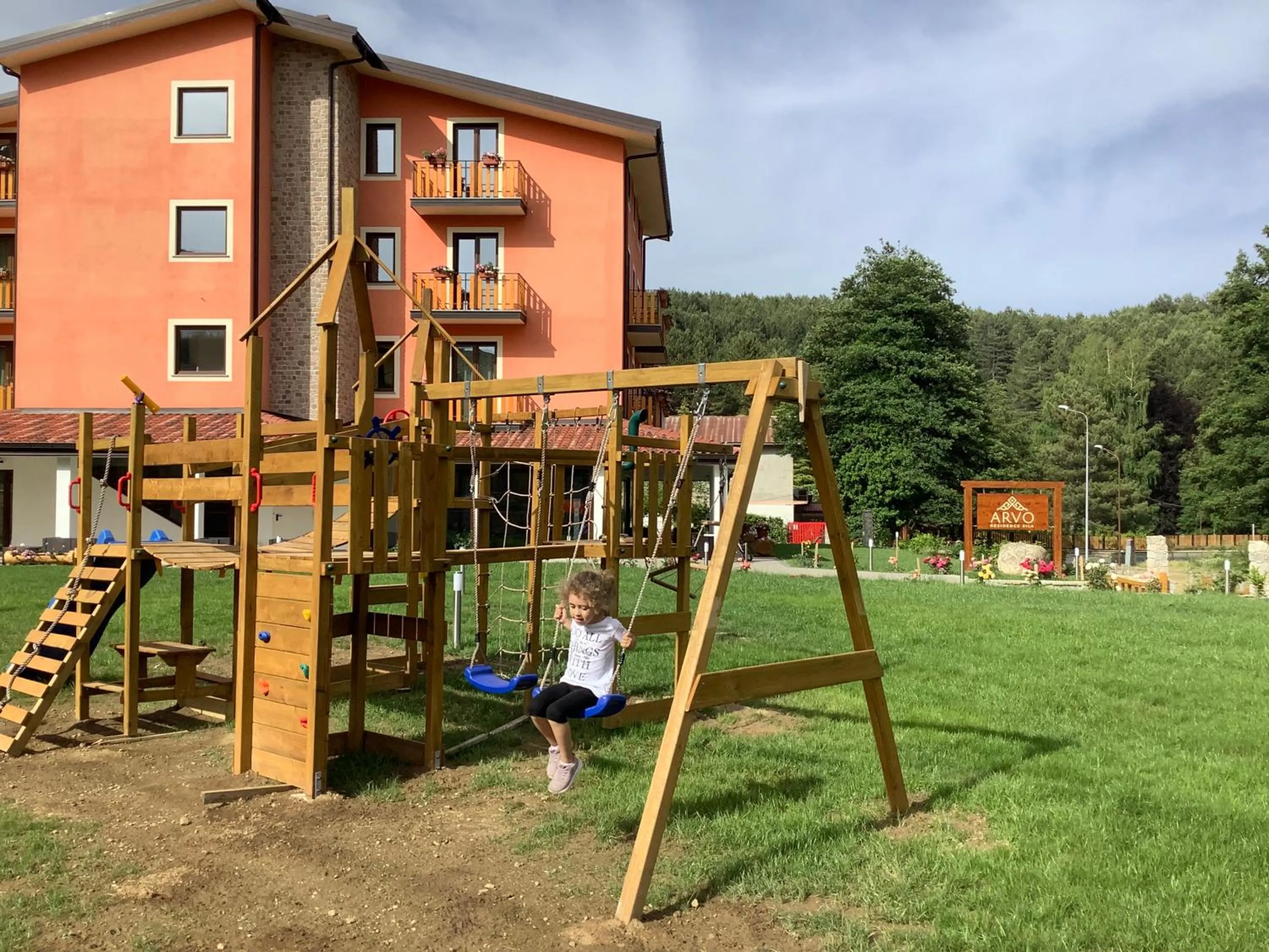 Children play ground in Arvo Residence Sila Lorica