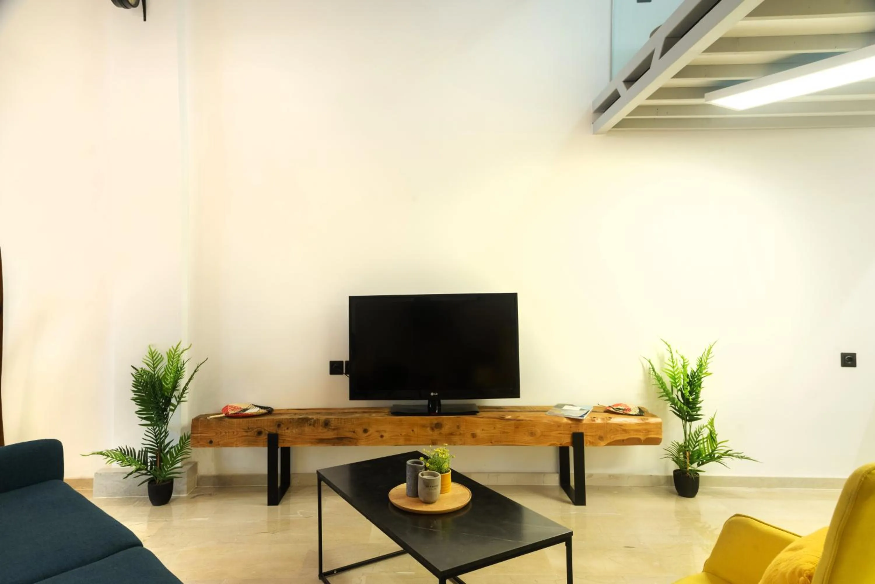 TV and multimedia in Victoria's Suites Corfu