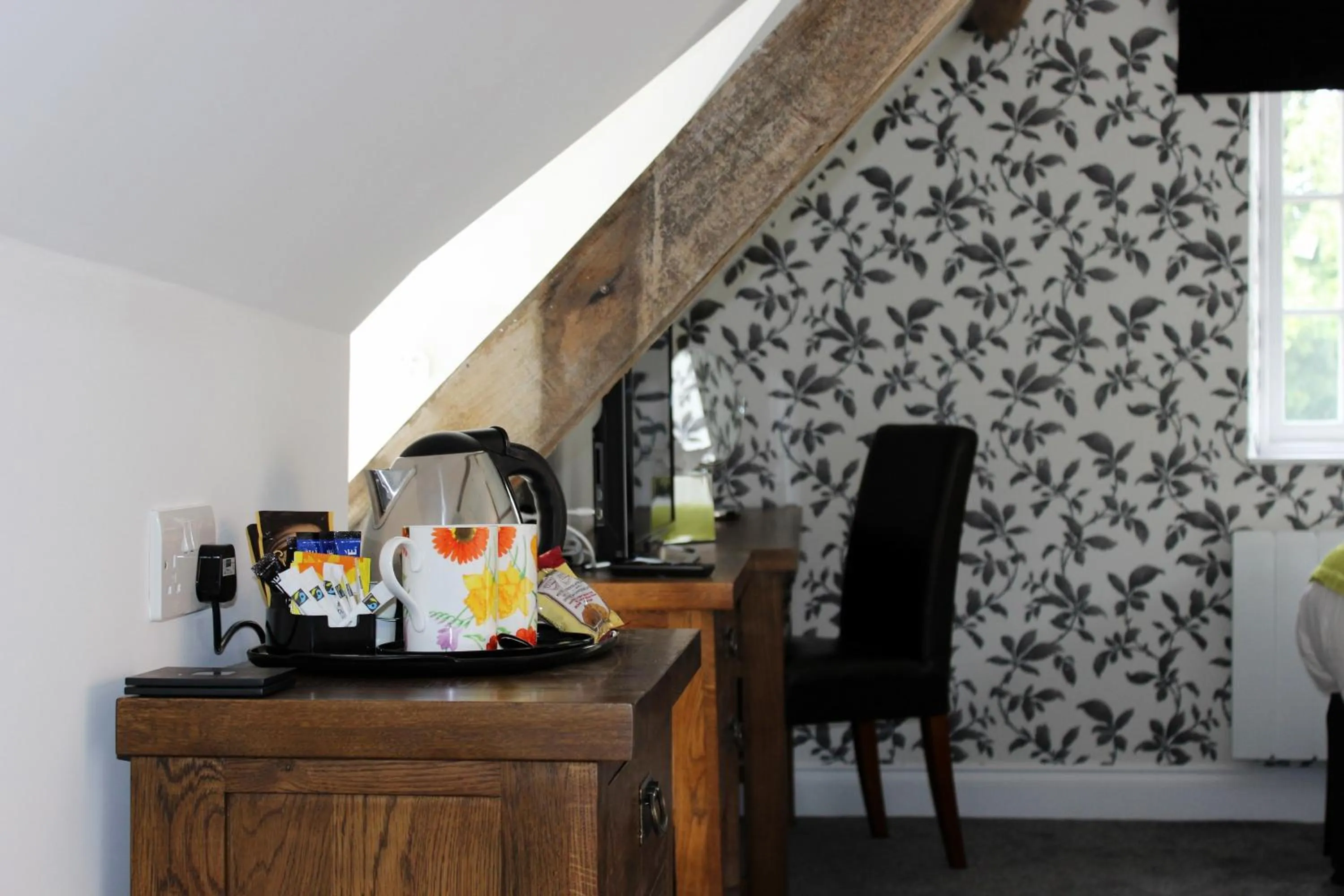 Day in Kings Head Hotel