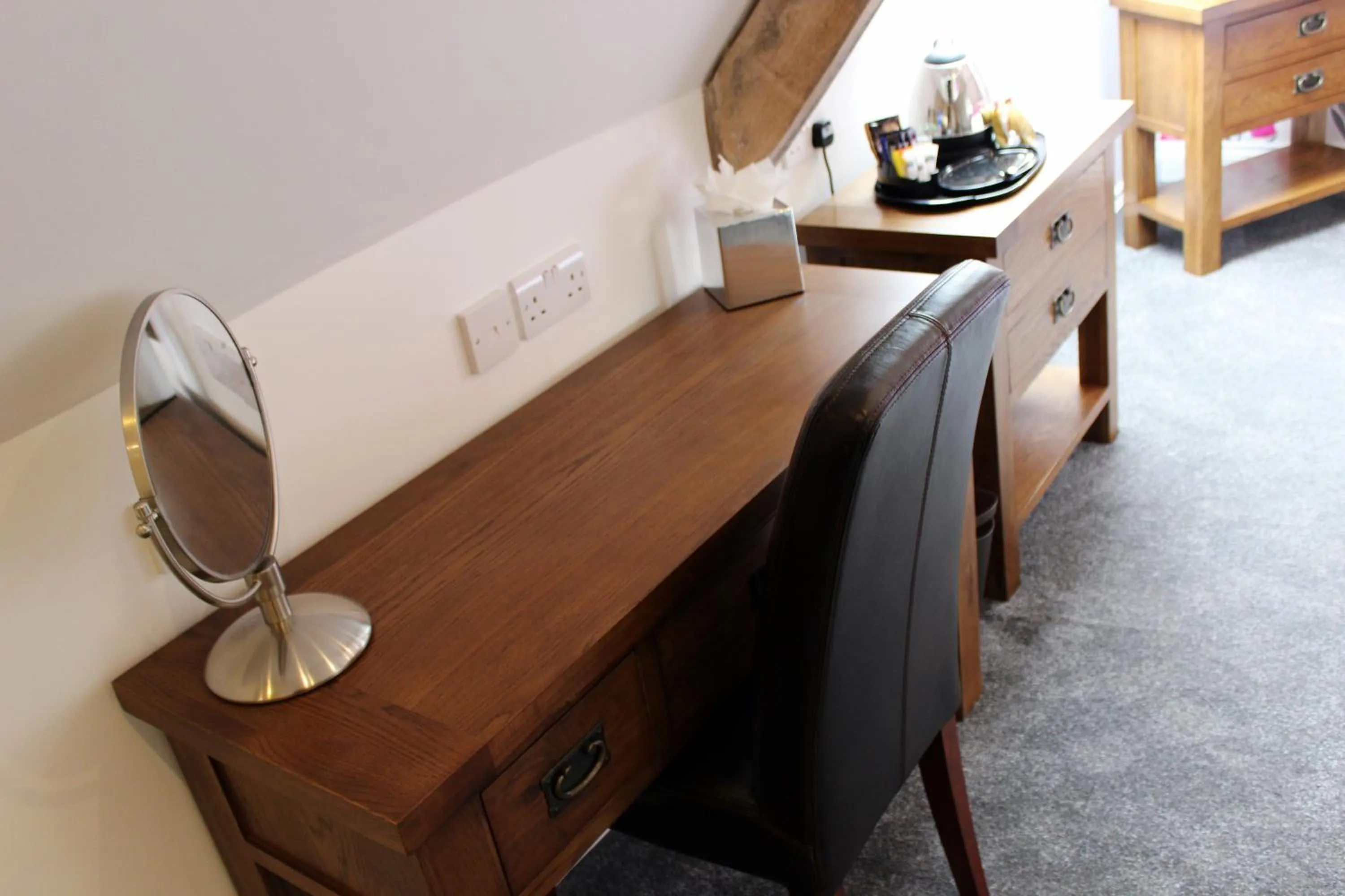 Decorative detail in Kings Head Hotel