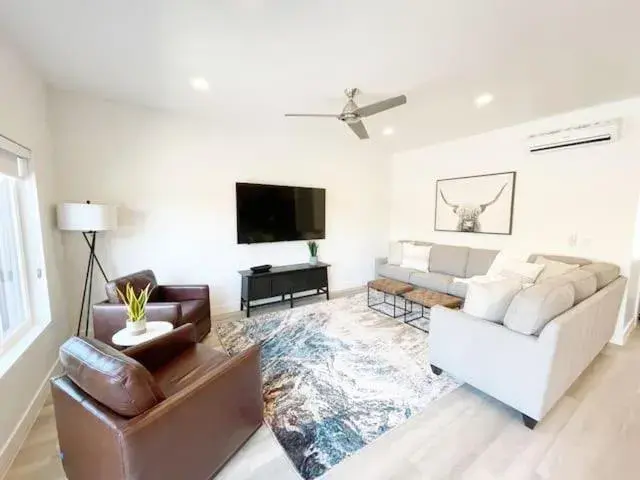 New Family-Friendly Townhome w/ Pool & Hot Tub New Family-Friendly Townhome w/ Pool & Hot Tub