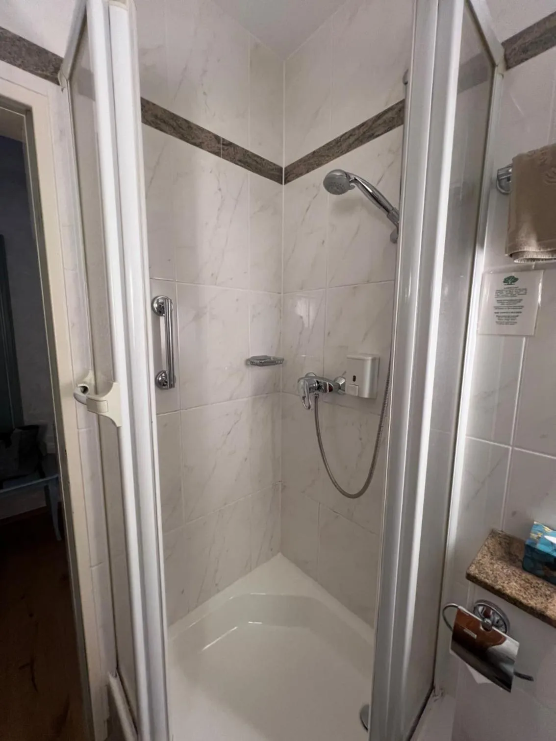 Shower in Parkhotel Maasberg GmbH