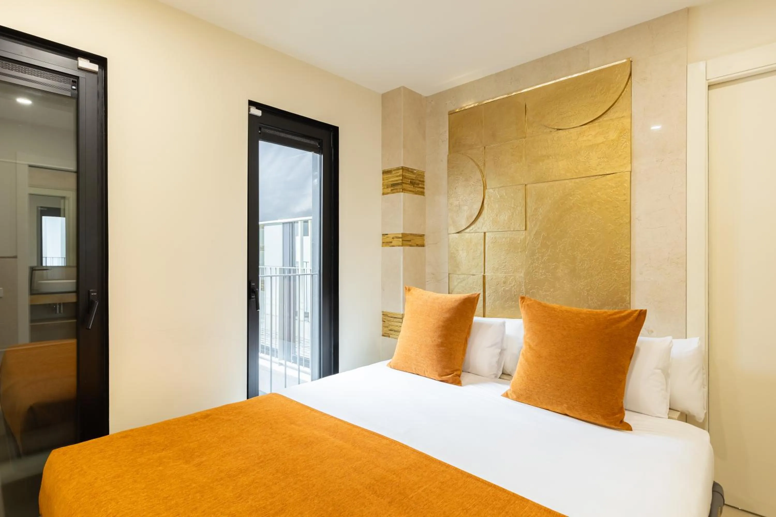 Bed in Cosmo Apartments Rambla Catalunya