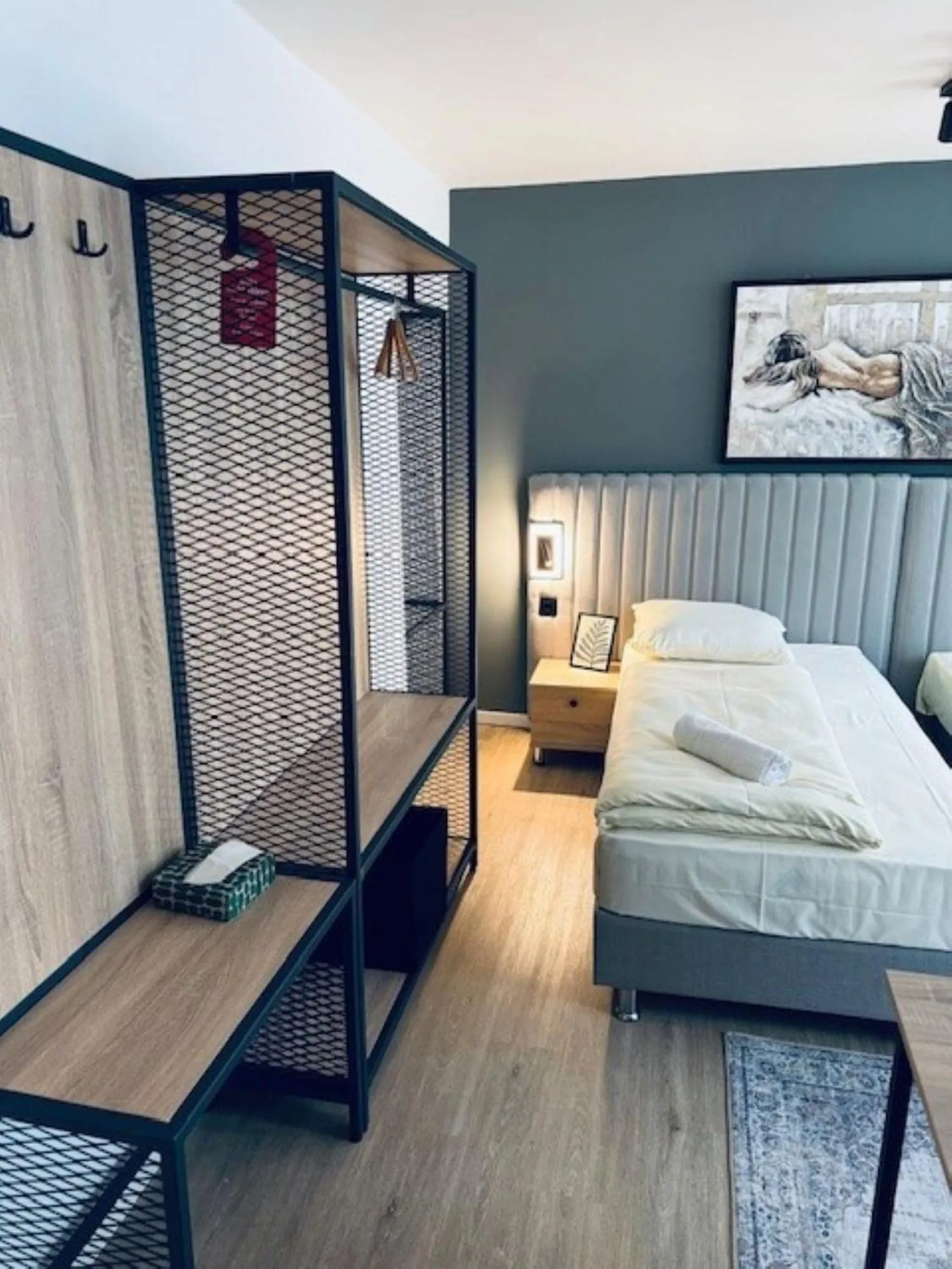 Photo of the whole room, Bed in Hotel Charlton