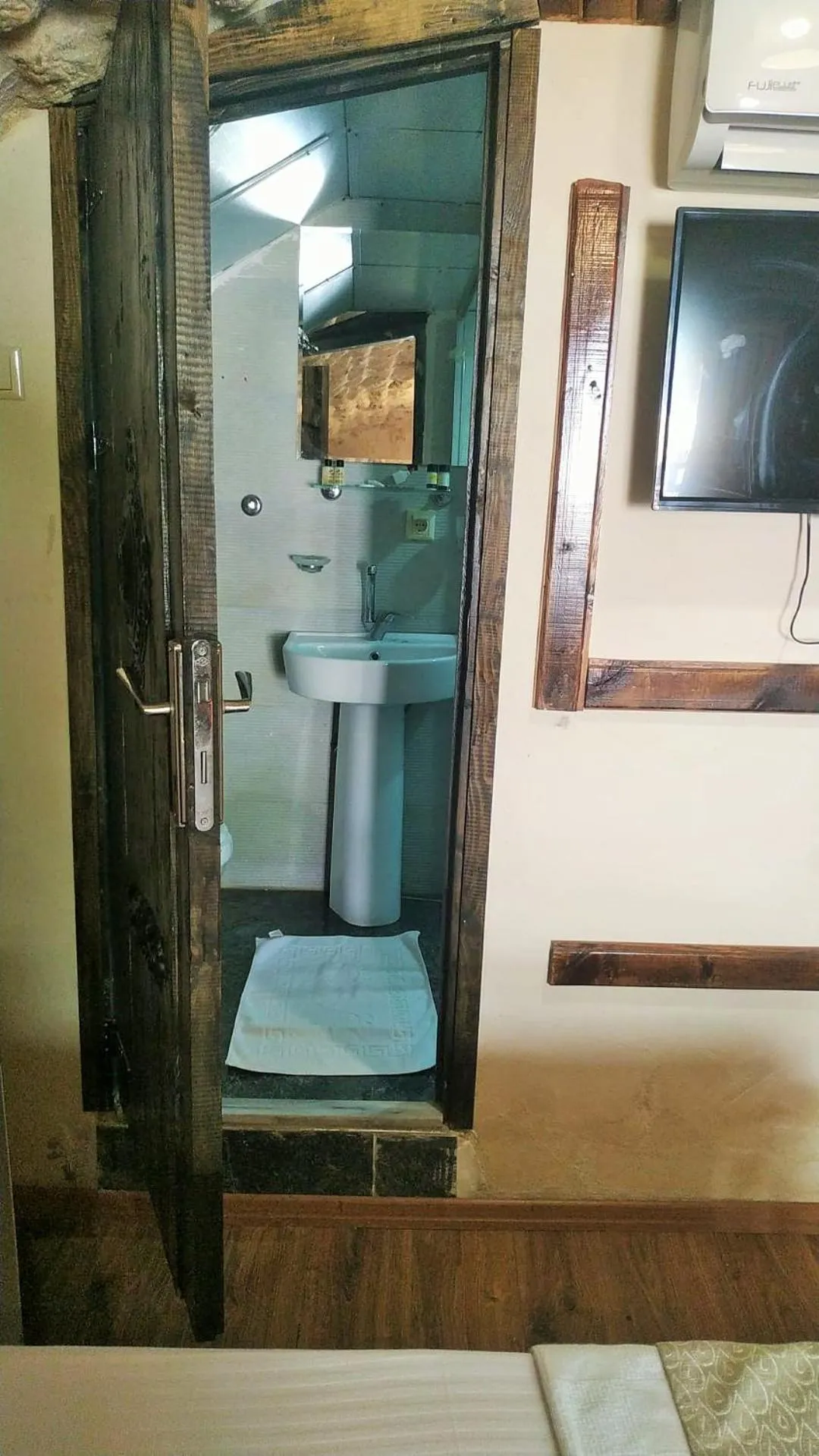 Bathroom in Hasbahan Konak