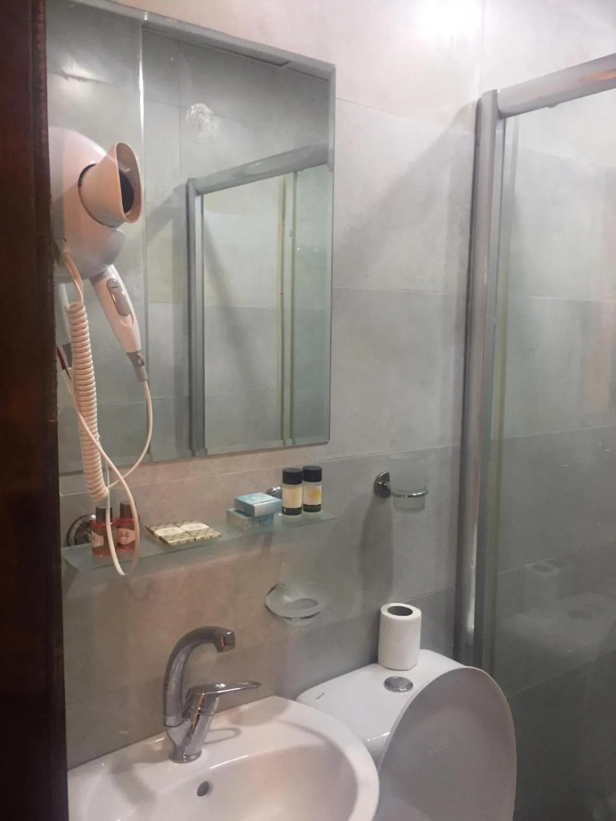 Toilet in Hasbahan Konak