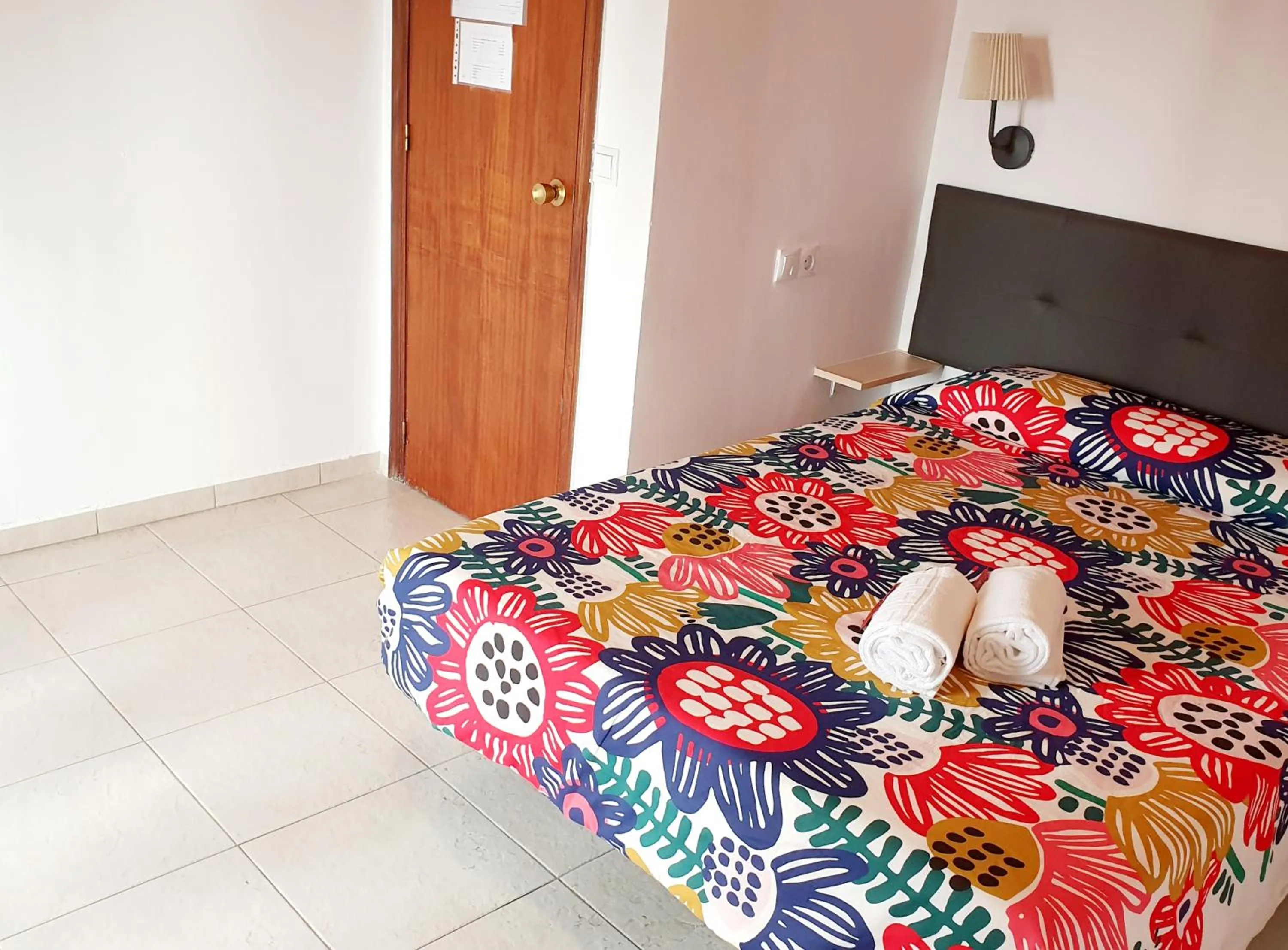 Bed in Arc House Ribera Only Adults