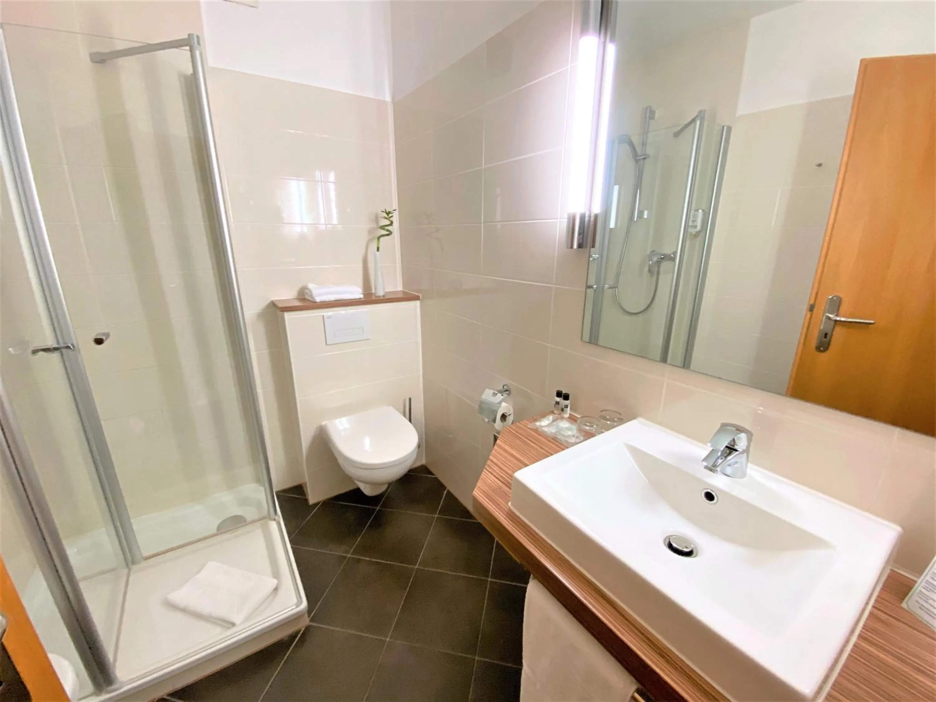 Bathroom in Hünerbein's Posthotel