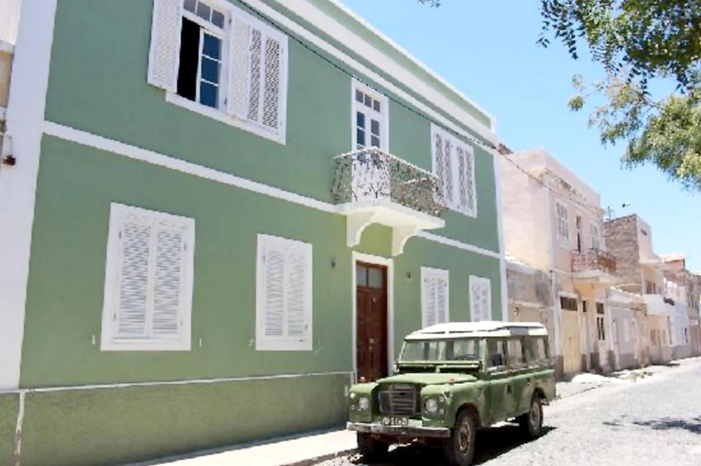 Property building in Casa Colonial