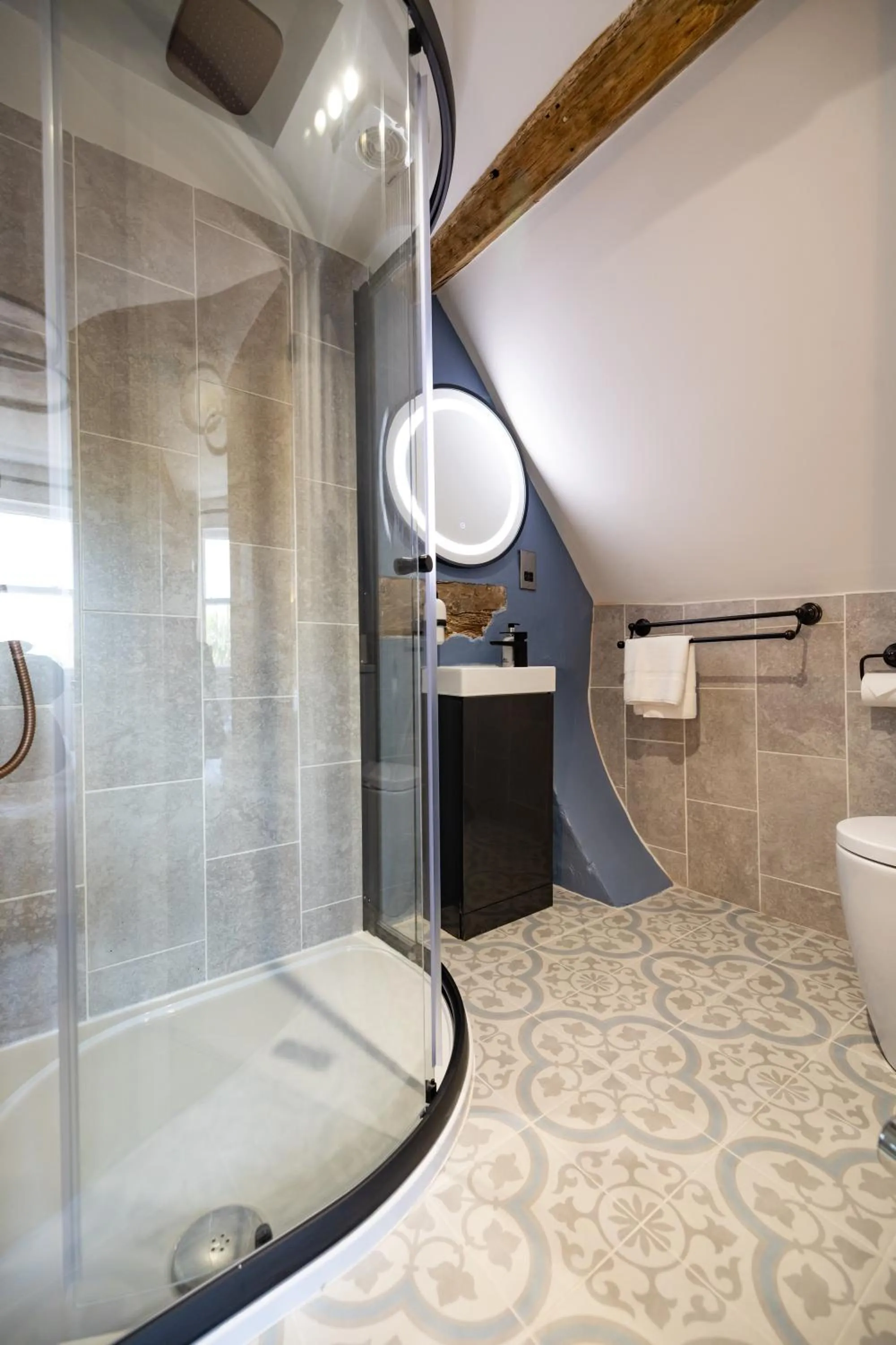 Bathroom in Riize Boutique Hotel Worcester Self Check-in City Centre