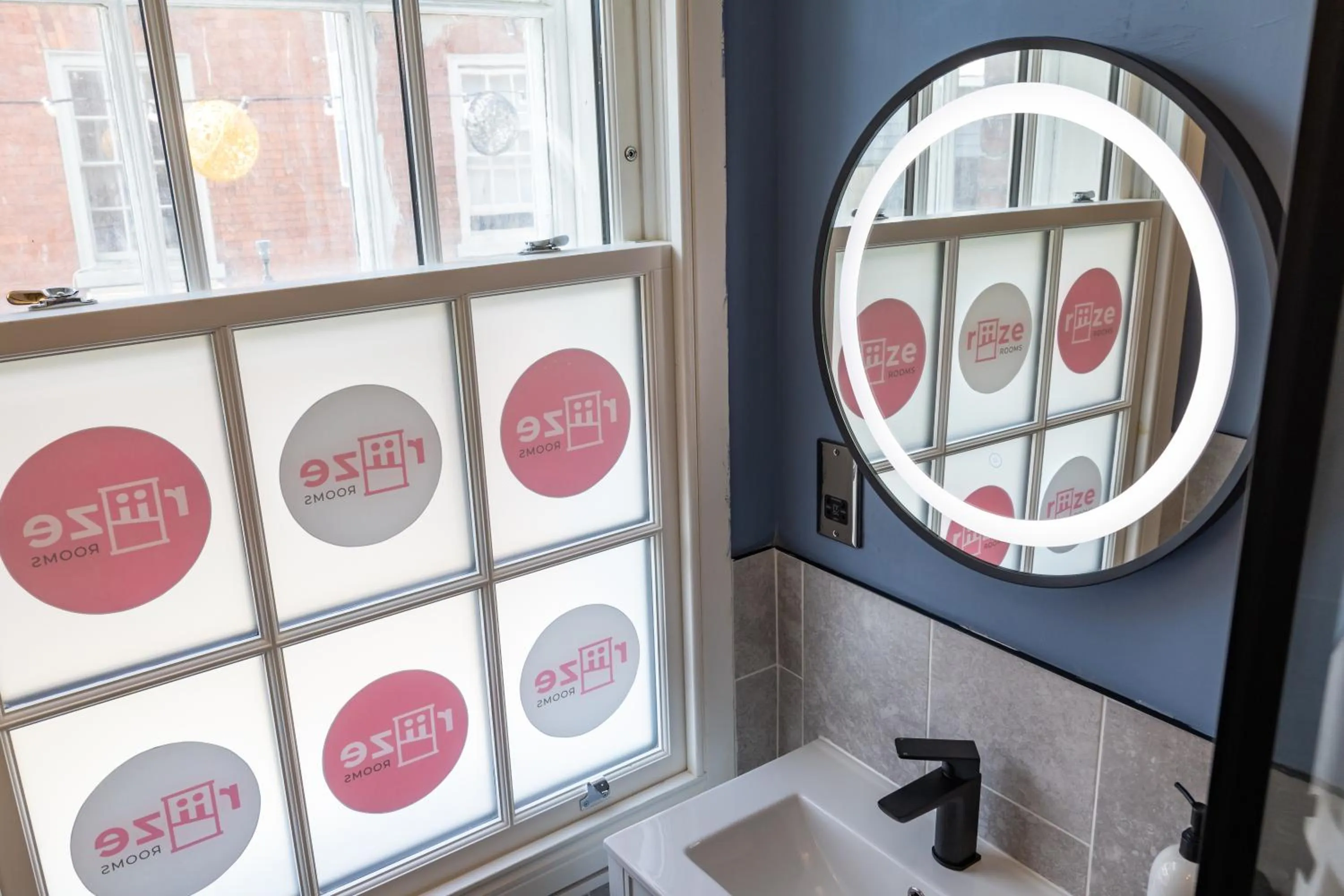 Riize Boutique Hotel Worcester Self Check-in City Centre