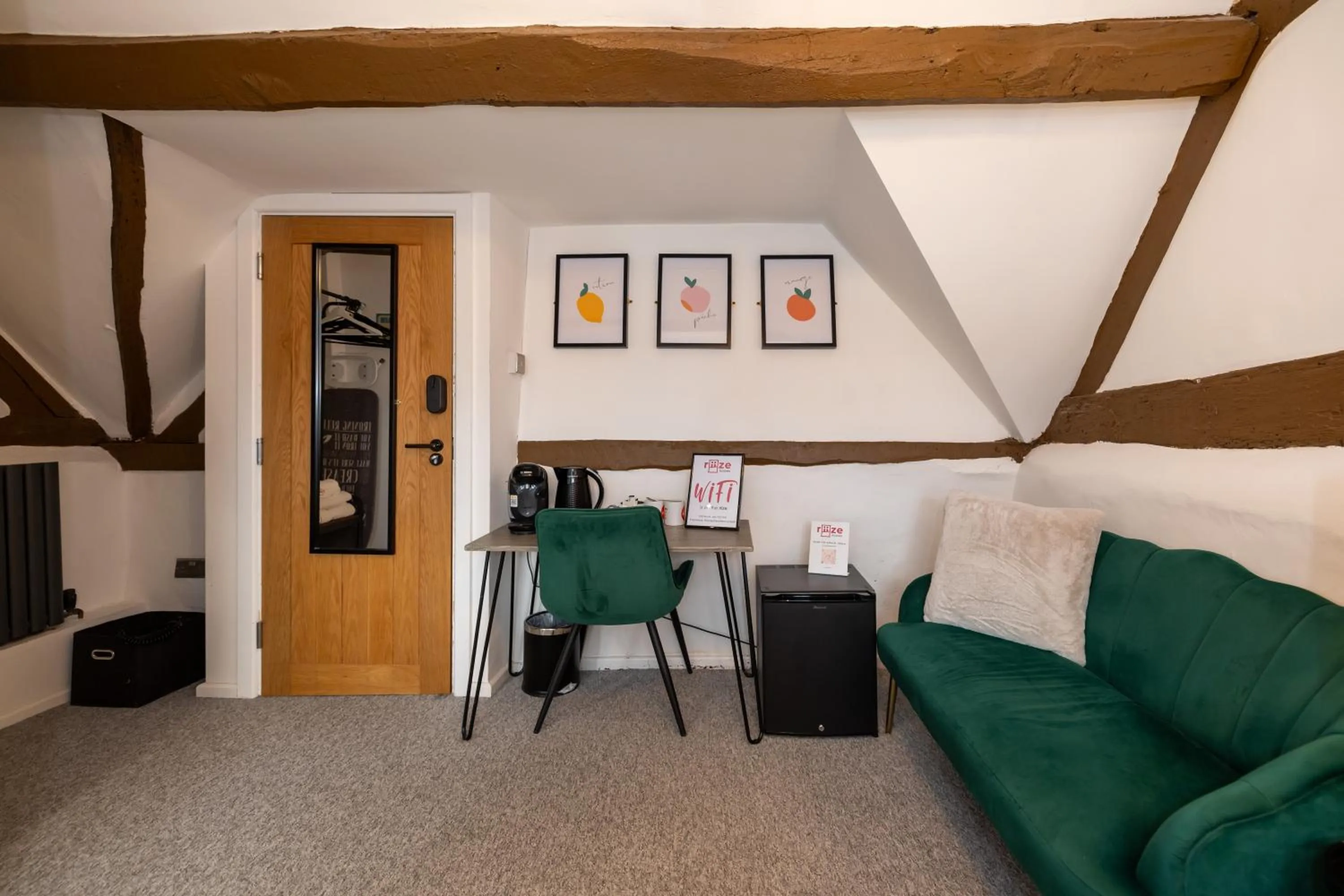 Riize Boutique Hotel Worcester Self Check-in City Centre