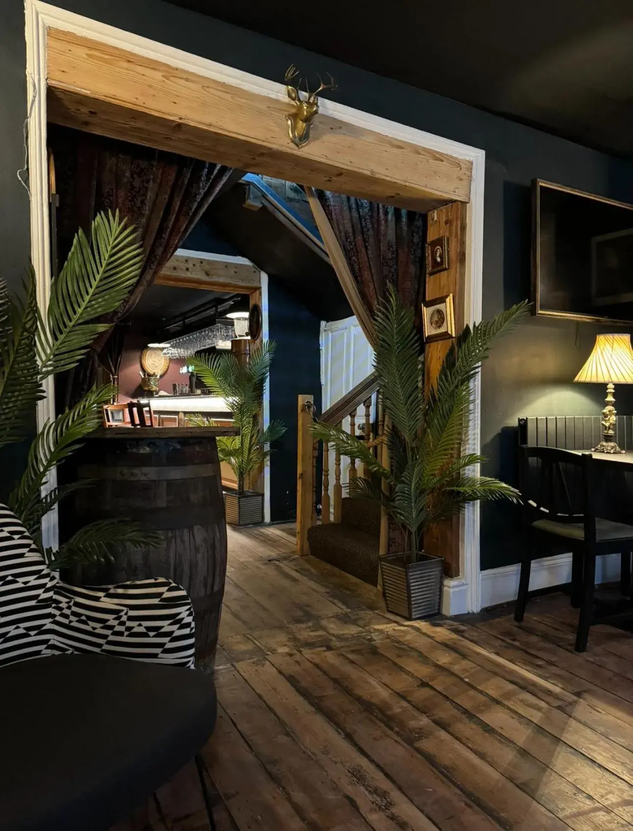 Lounge or bar in Riize Boutique Hotel Worcester Self Check-in City Centre Lounge or bar in Riize Boutique Hotel Worcester Self Check-in City Centre