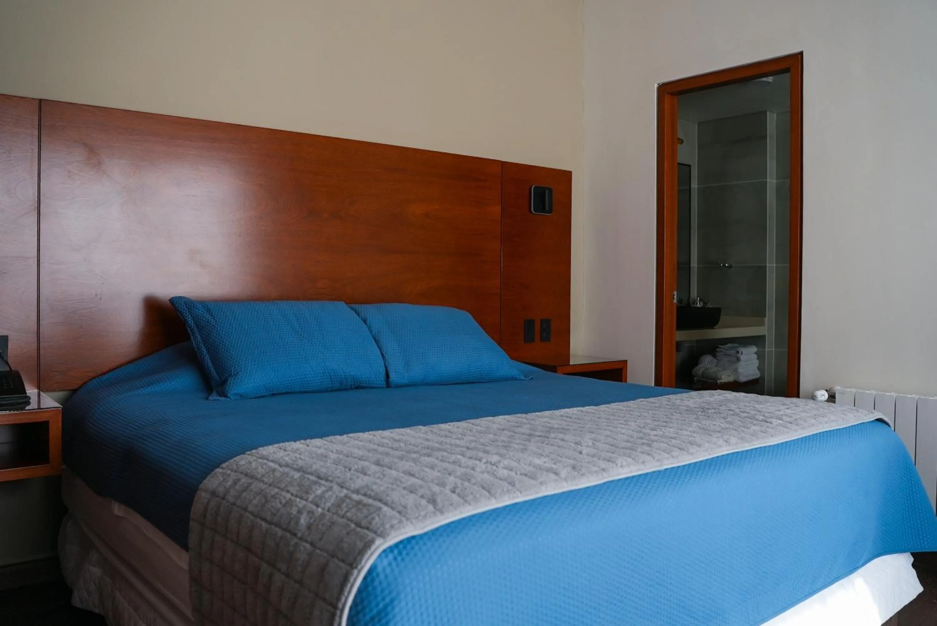 Photo of the whole room, Bed in Hotel Mitru