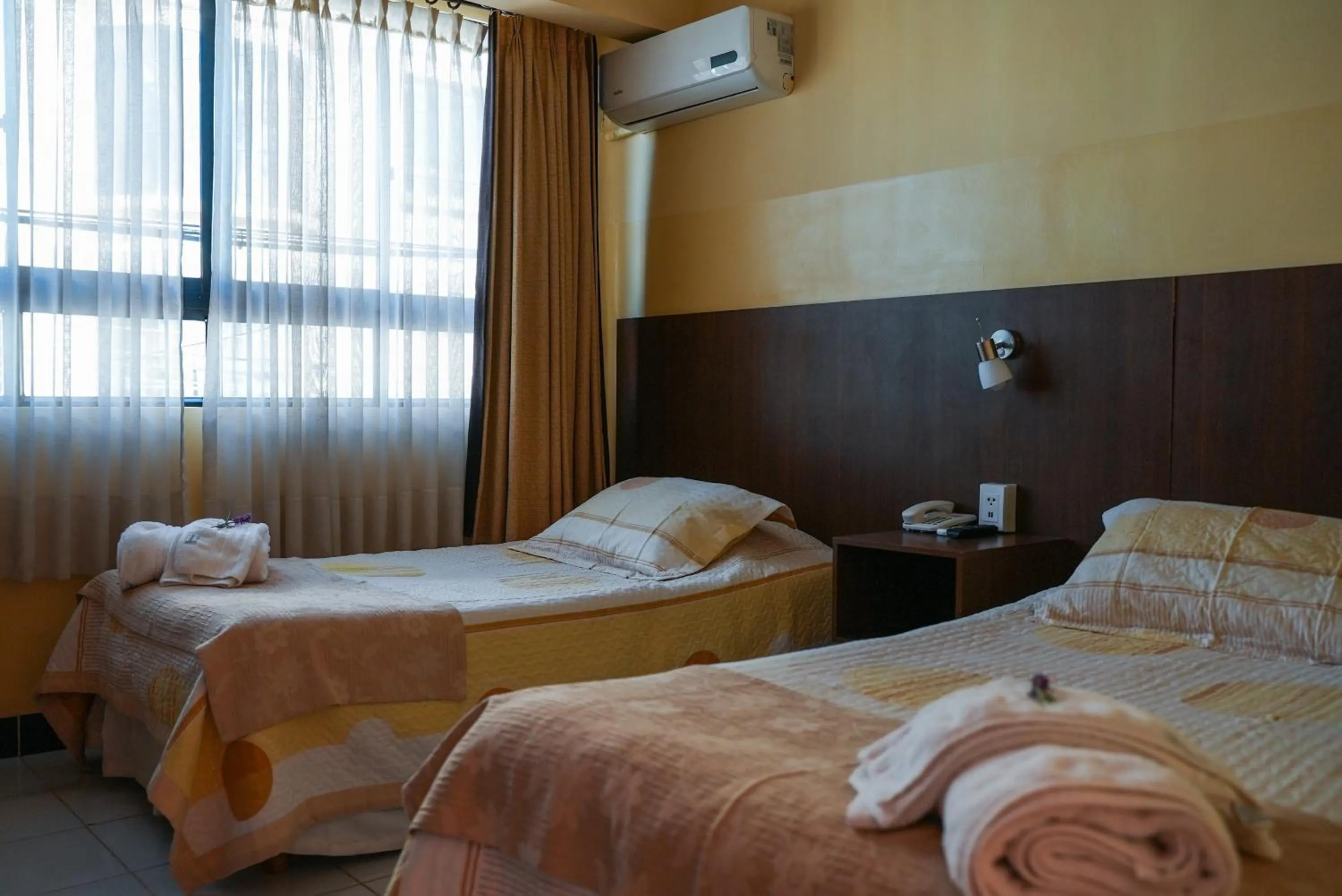 Bedroom, Bed in Hotel Mitru