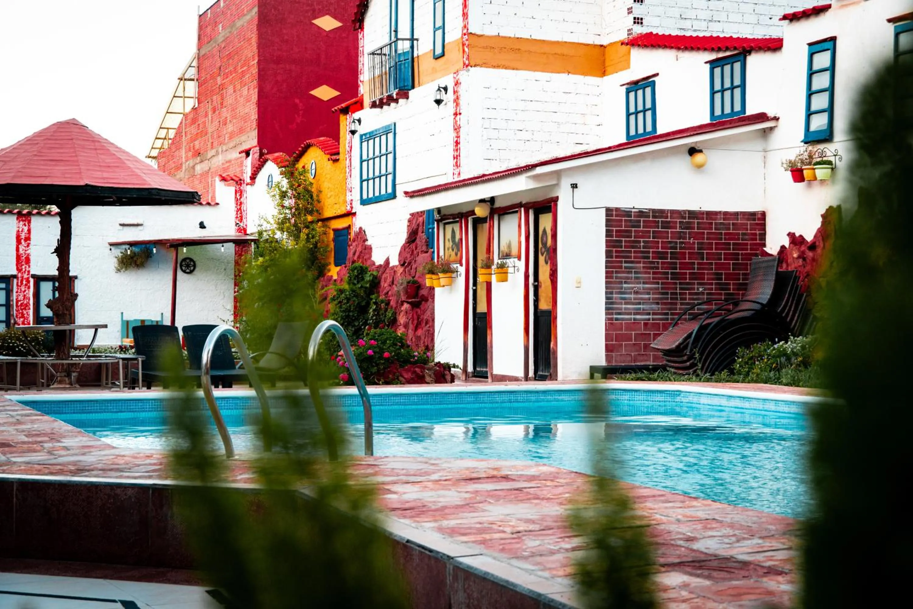 Swimming pool in Hotel Mitru