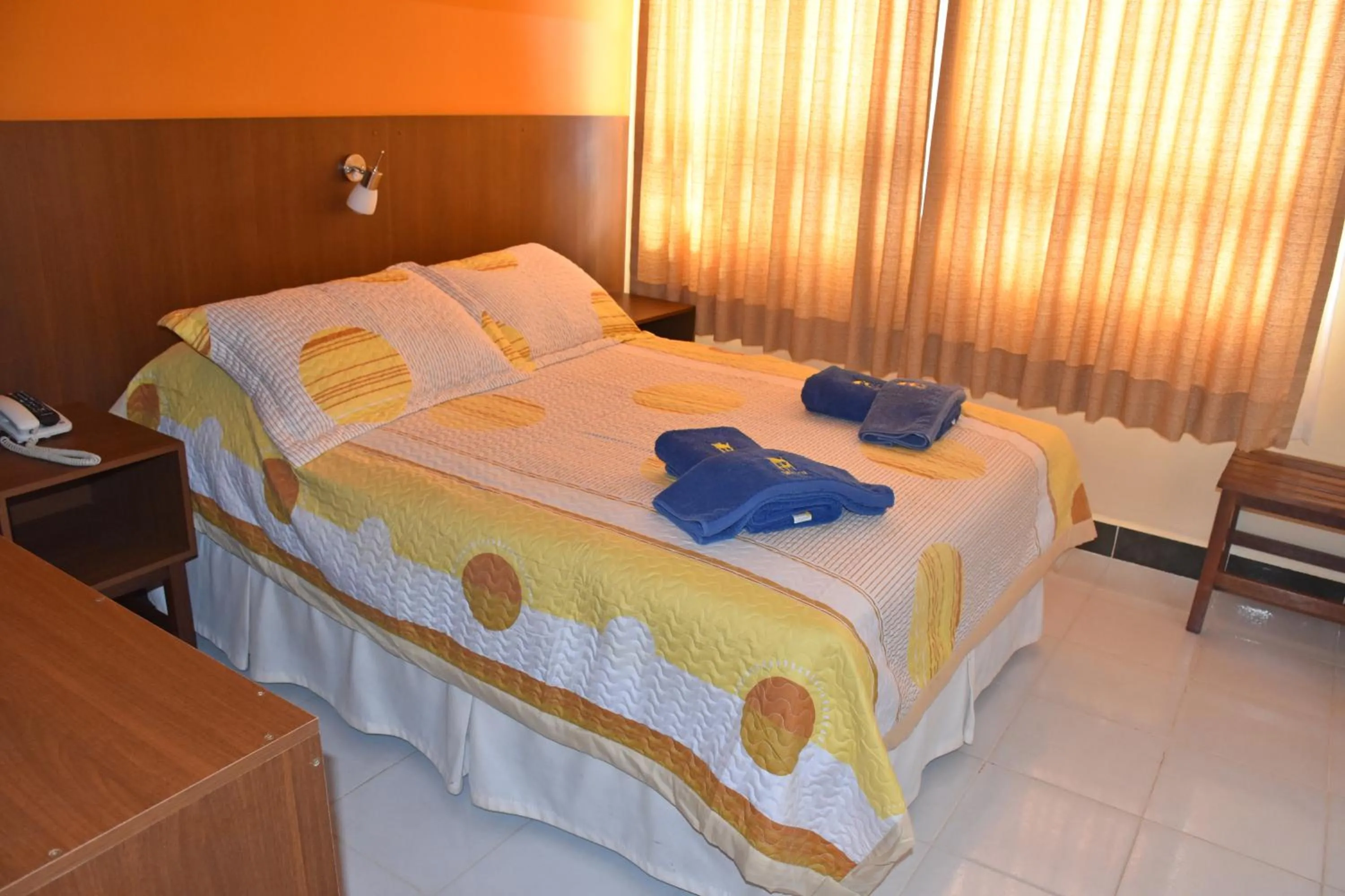 Bedroom, Bed in Hotel Mitru