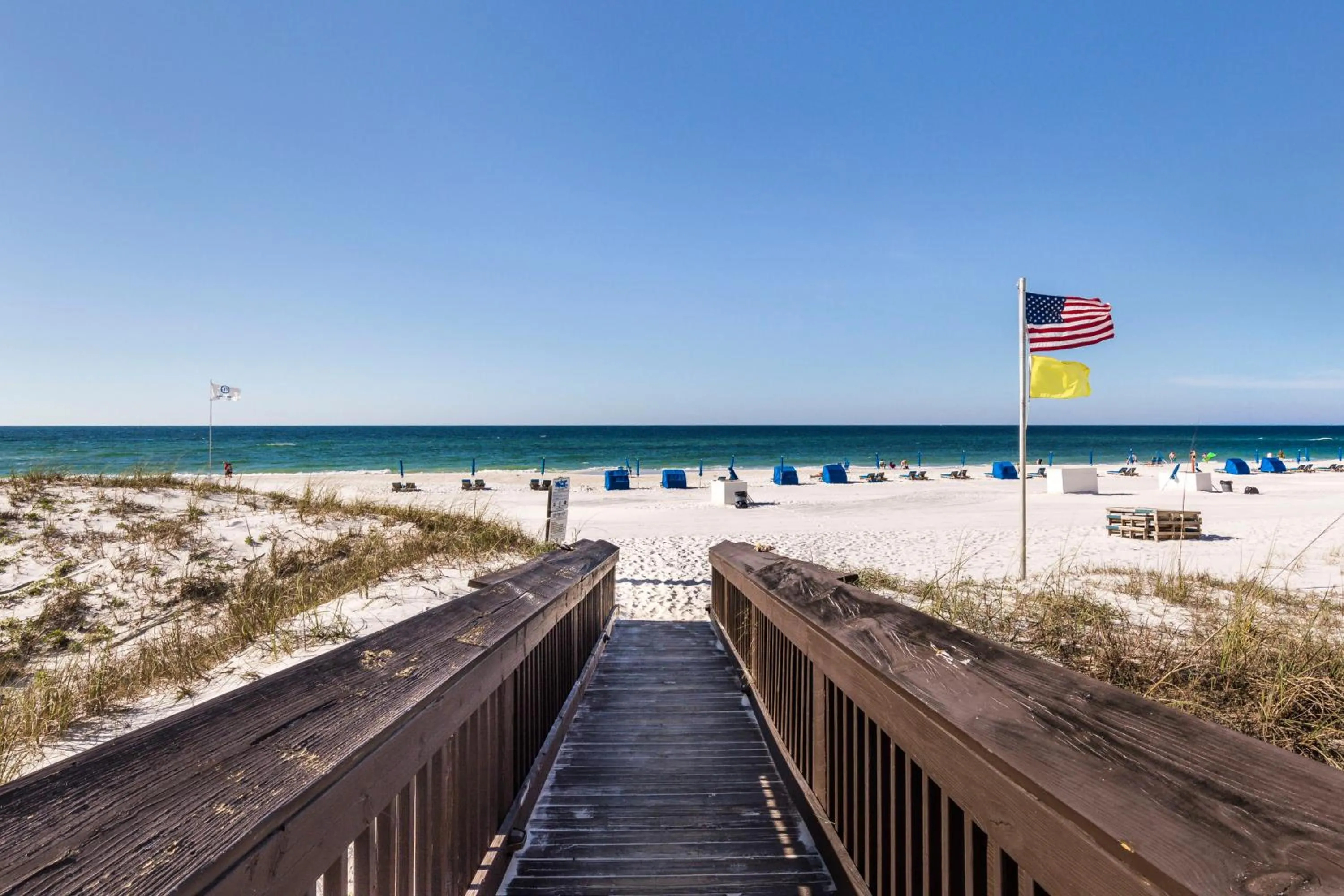 Beach in Harbor Place 206