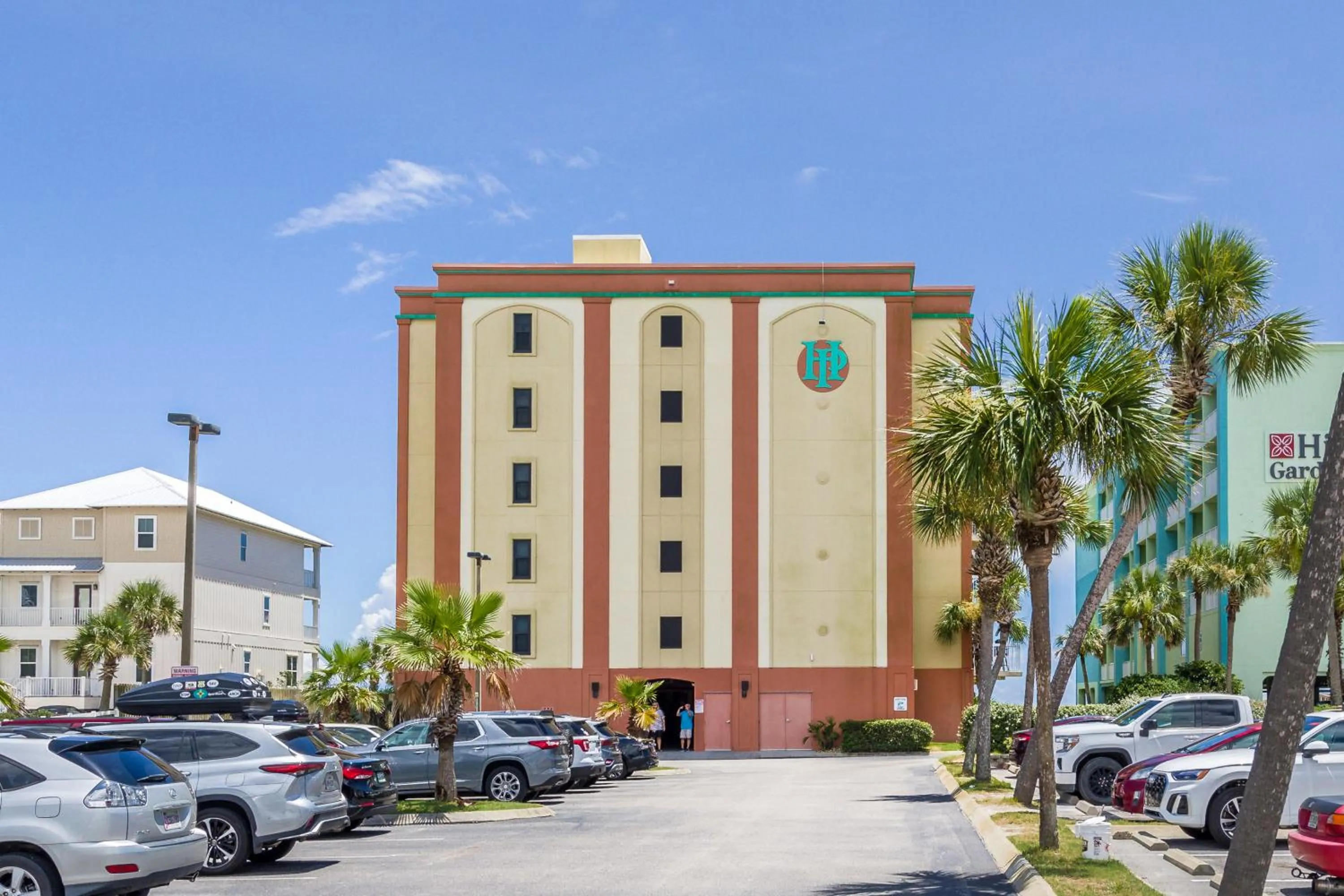 Property building in Harbor Place 206