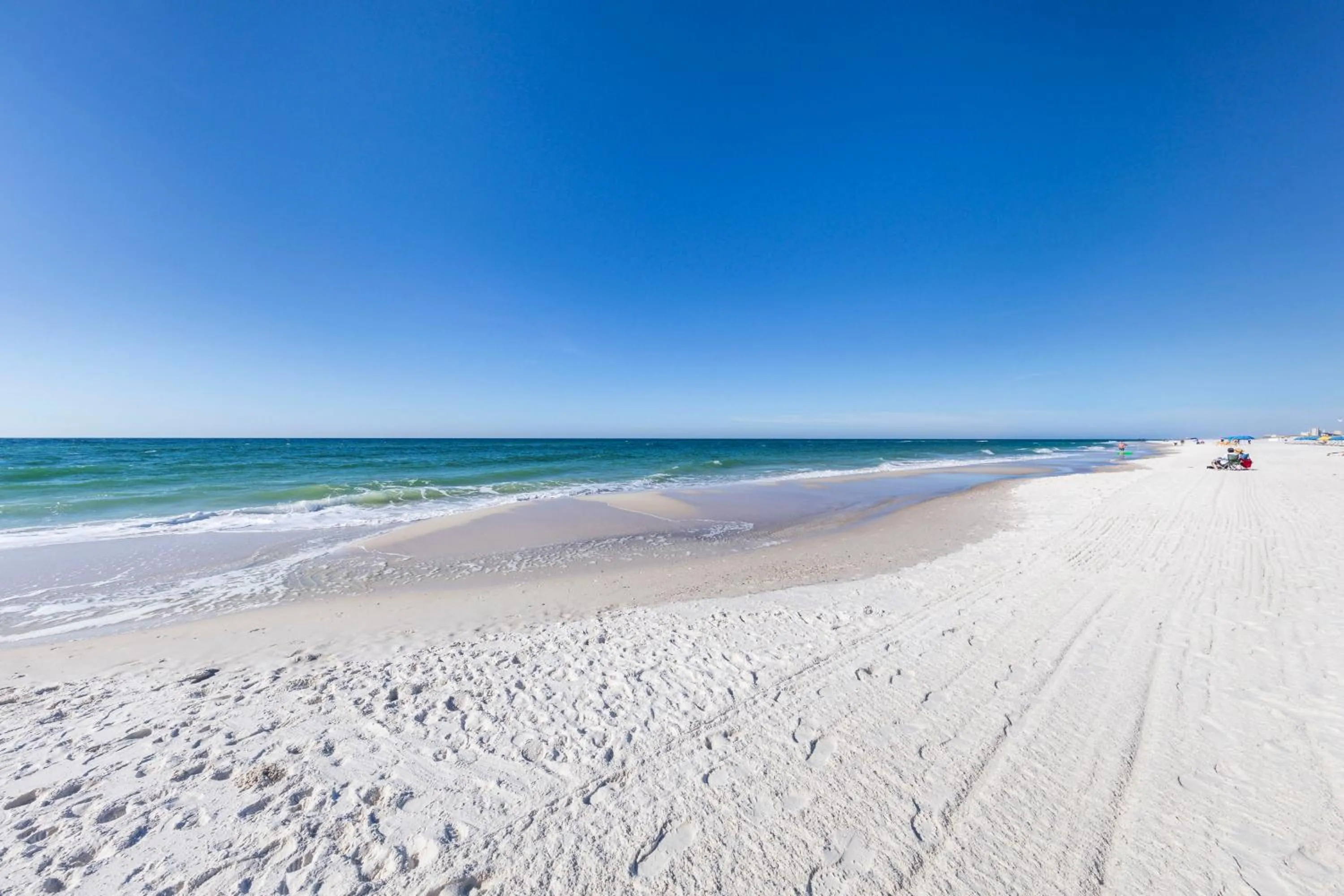 Beach in Harbor Place 206