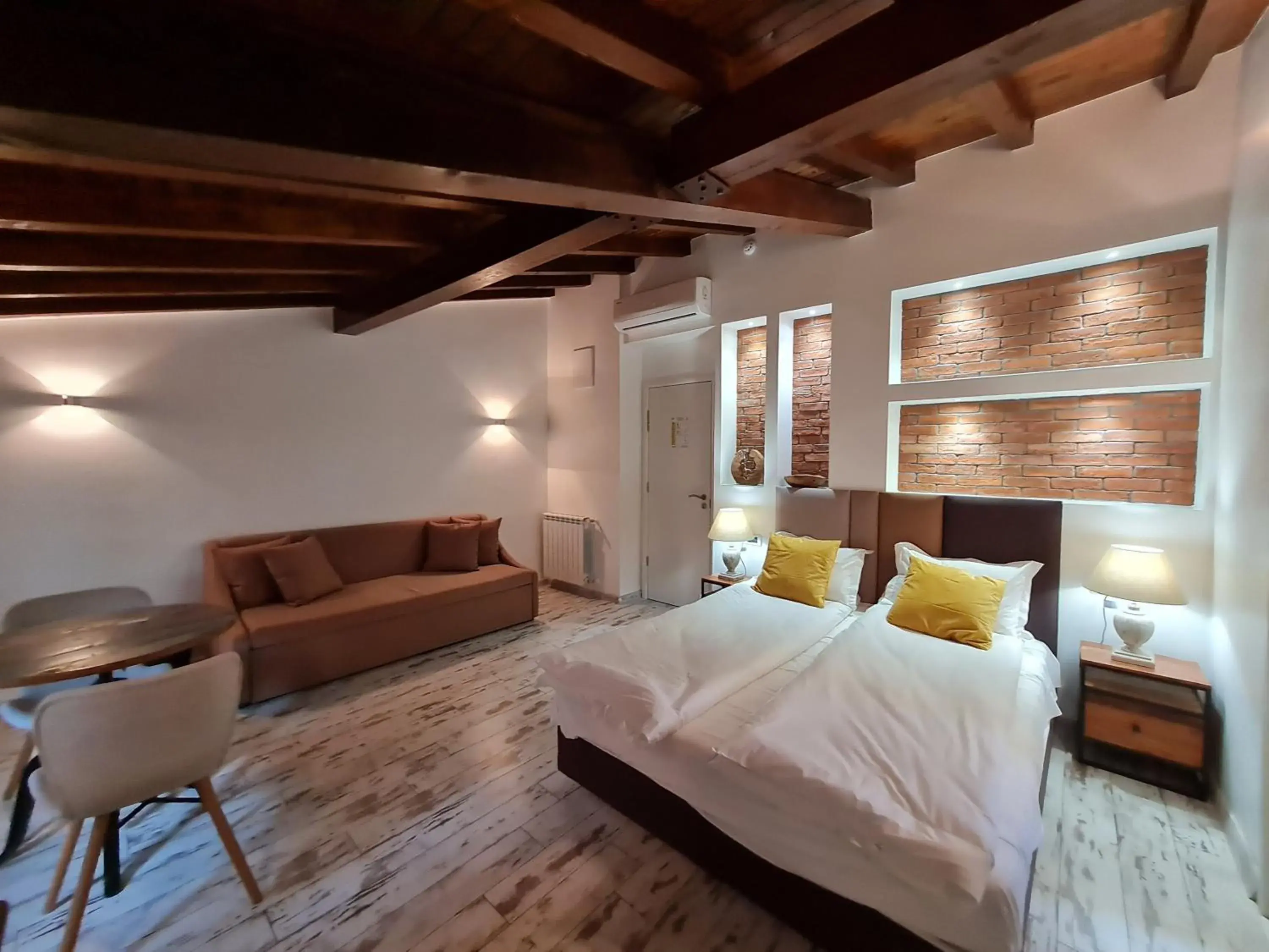 Hotel House K21 Hotel House K21
